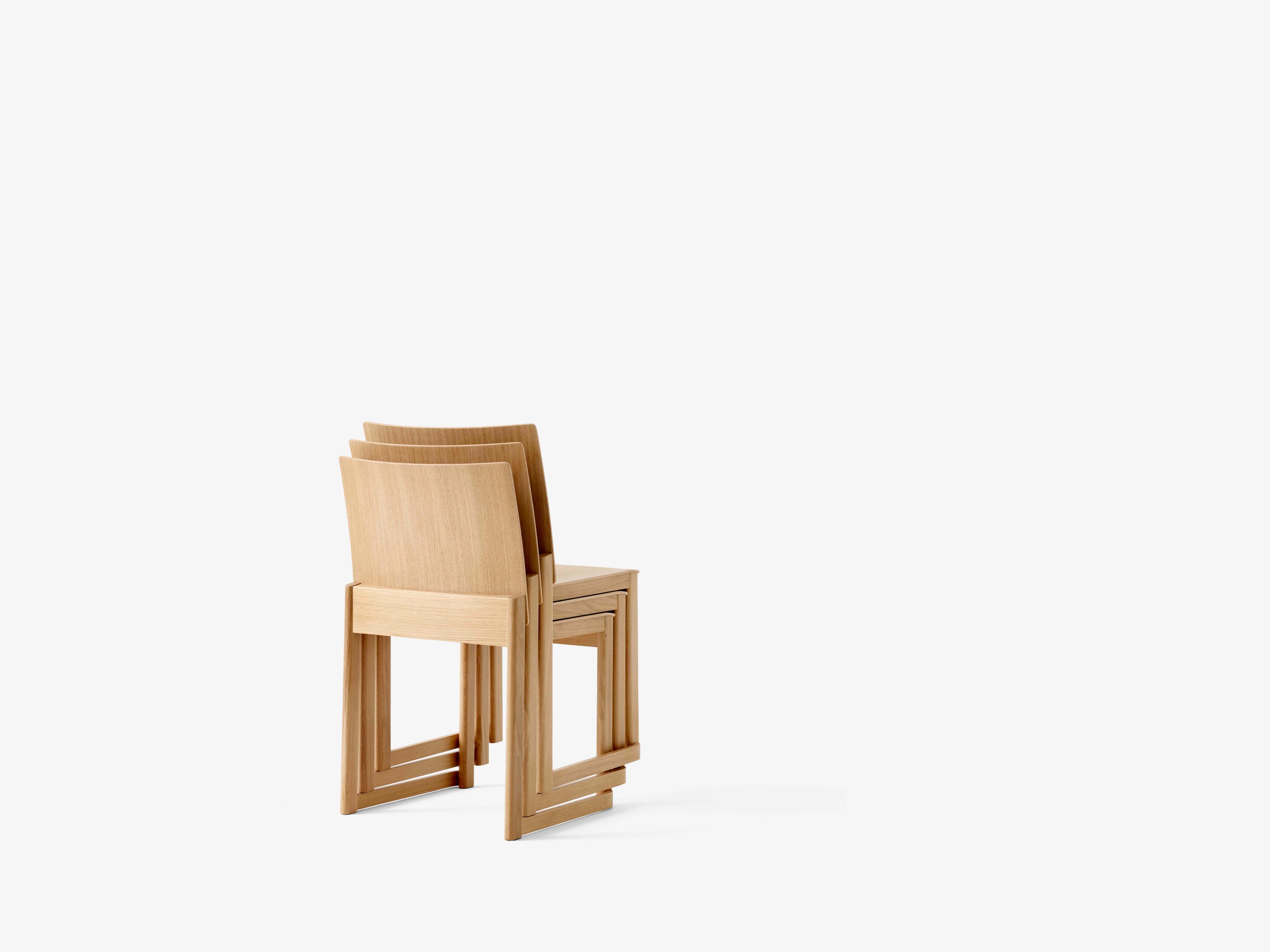 ALLWOOD AV35 chair in lacquered oak