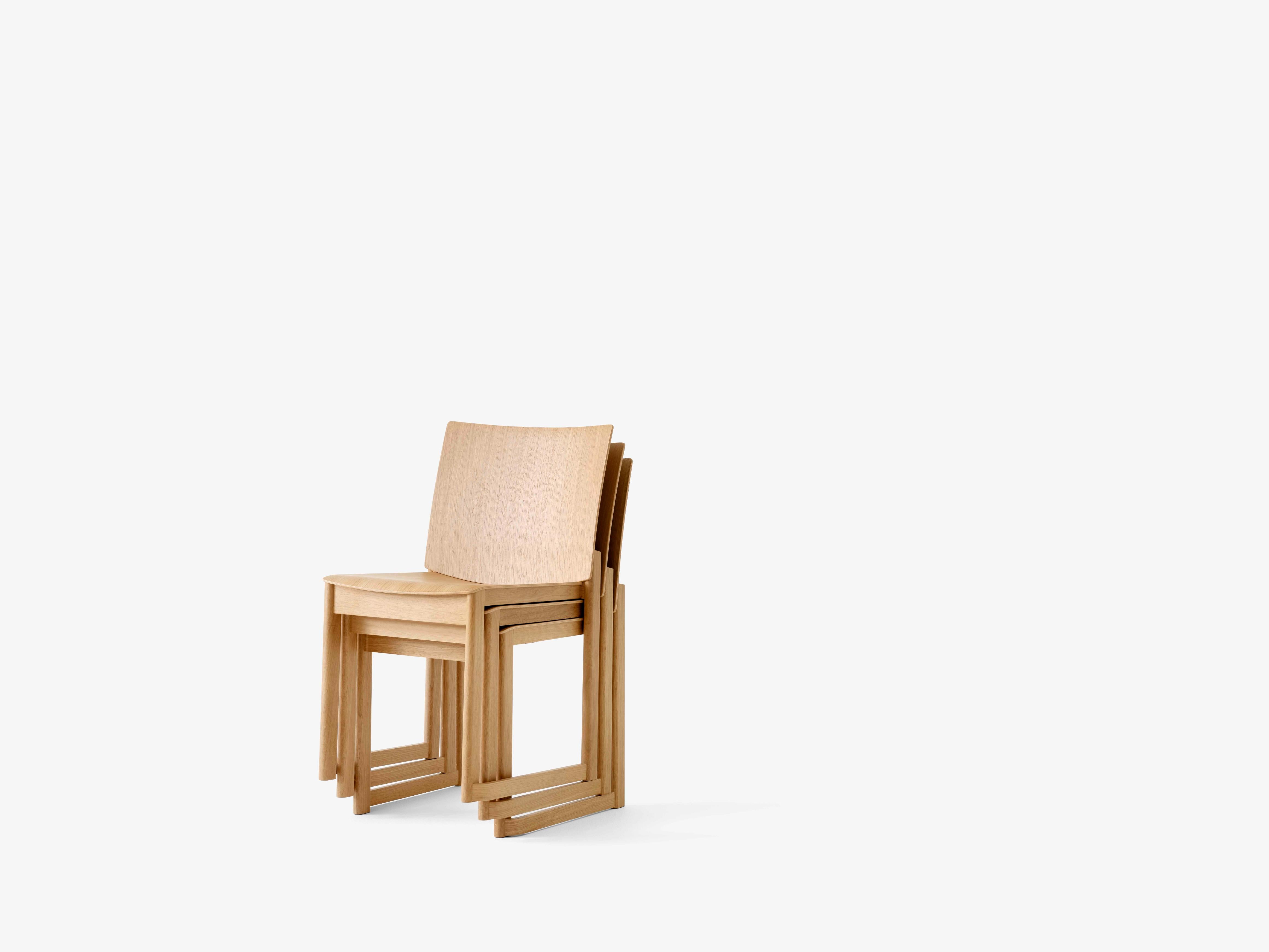 ALLWOOD AV35 chair in lacquered oak