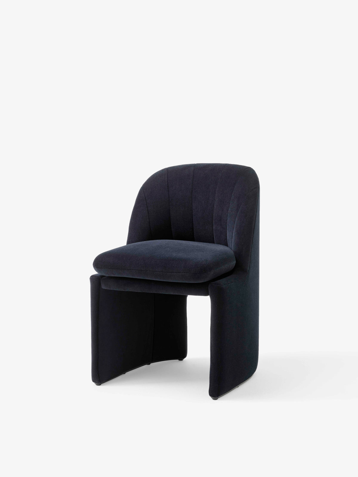 LOAFER SC106 upholstered chair