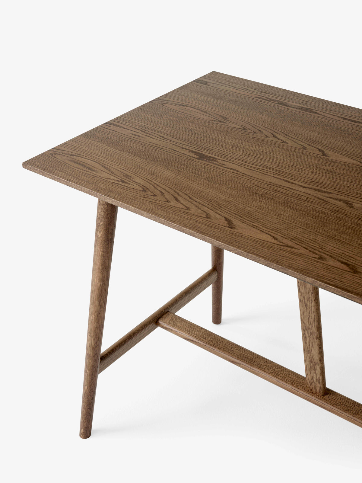 IN BETWEEN bar table in smoked lacquered oak