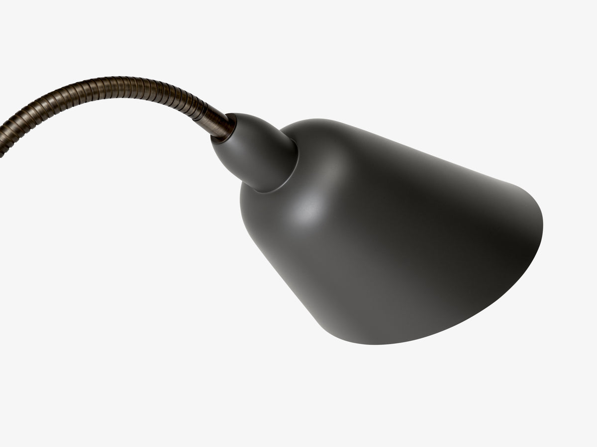 BELLEVUE AJ7 floor lamp in graphite with brown brass base