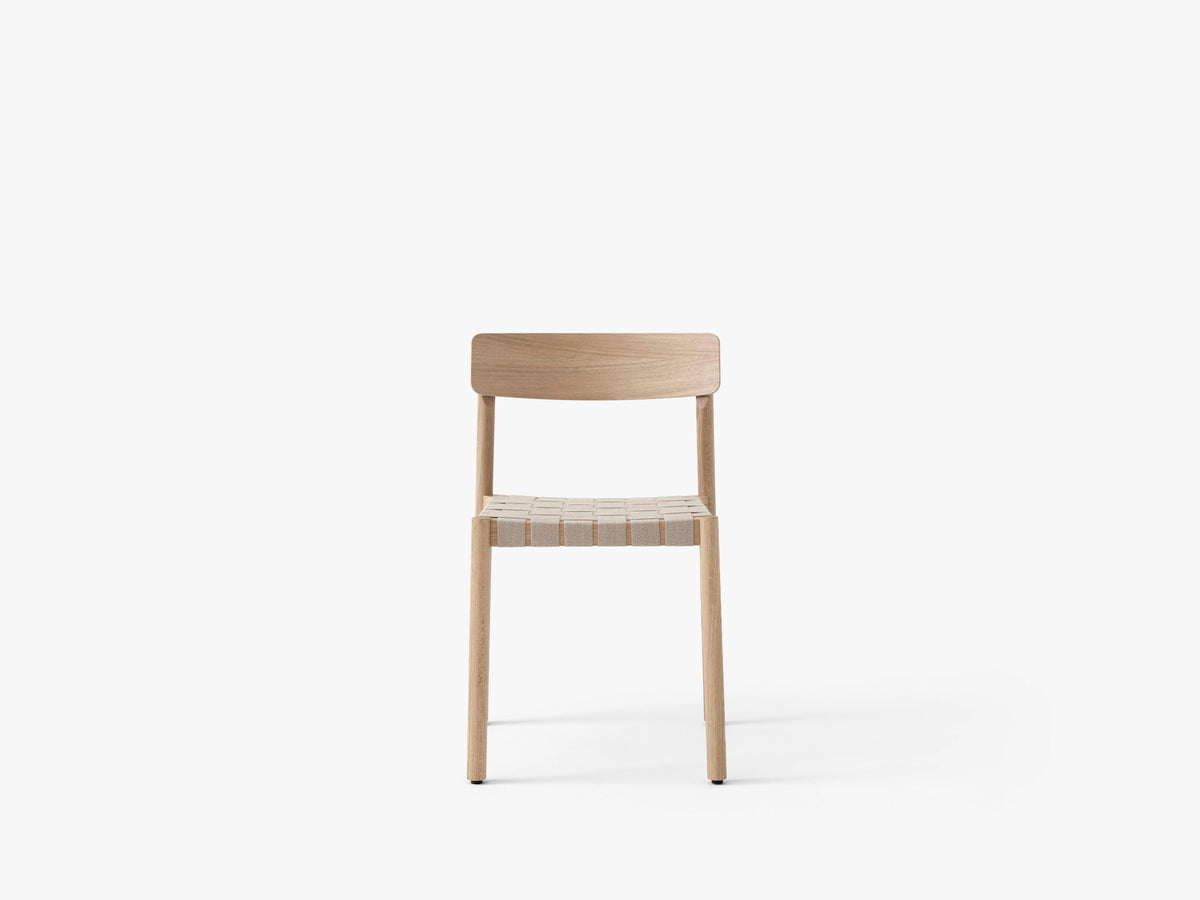 BETTY TK1 Chair with black woven seat and black lacquered ash