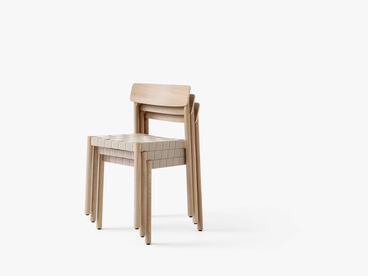 BETTY TK1 Chair with black woven seat and black lacquered ash