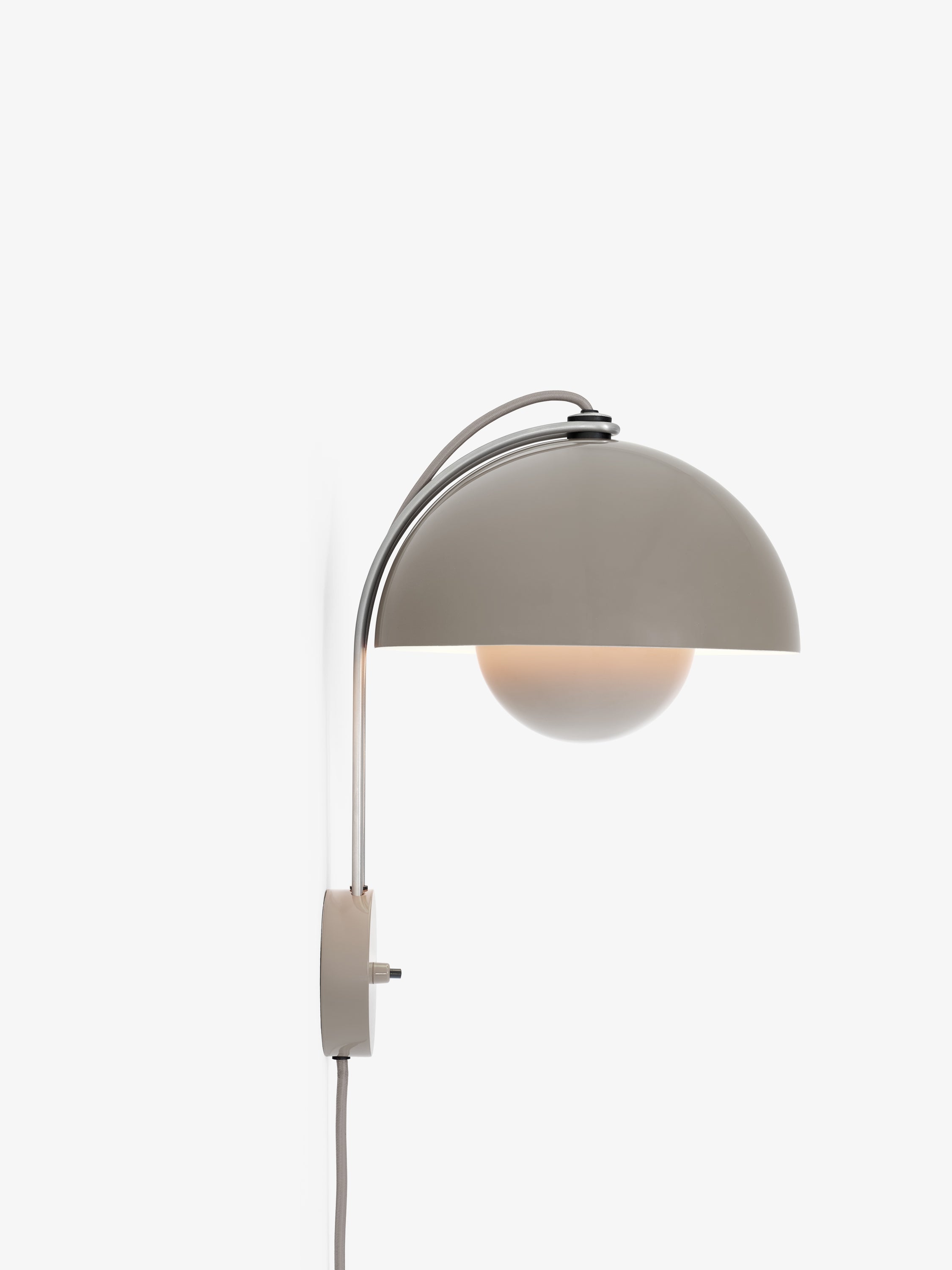 FLOWERPOT VP8 Wall Lamp in Gray Beige