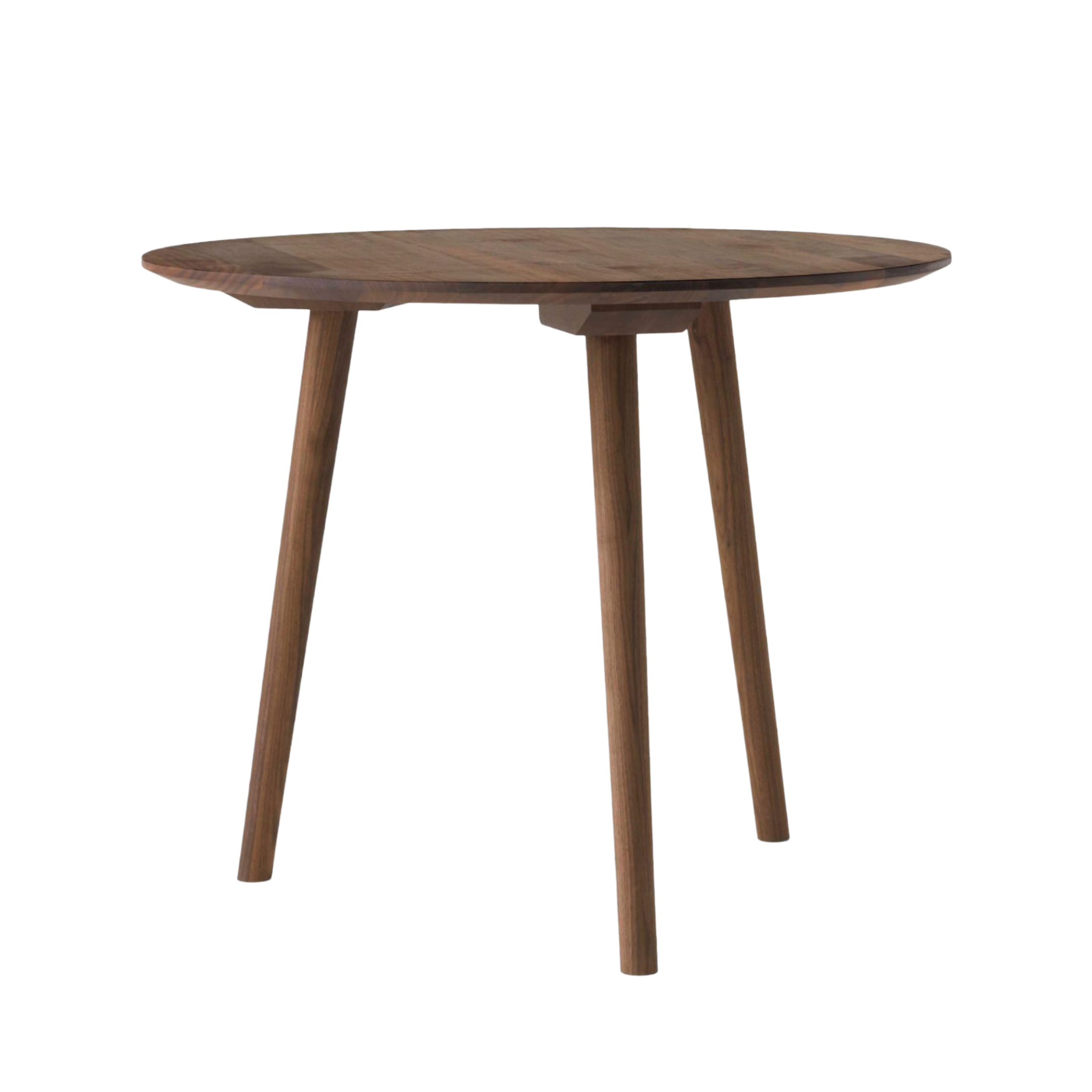 Round Table IN BETWEEN oiled walnut