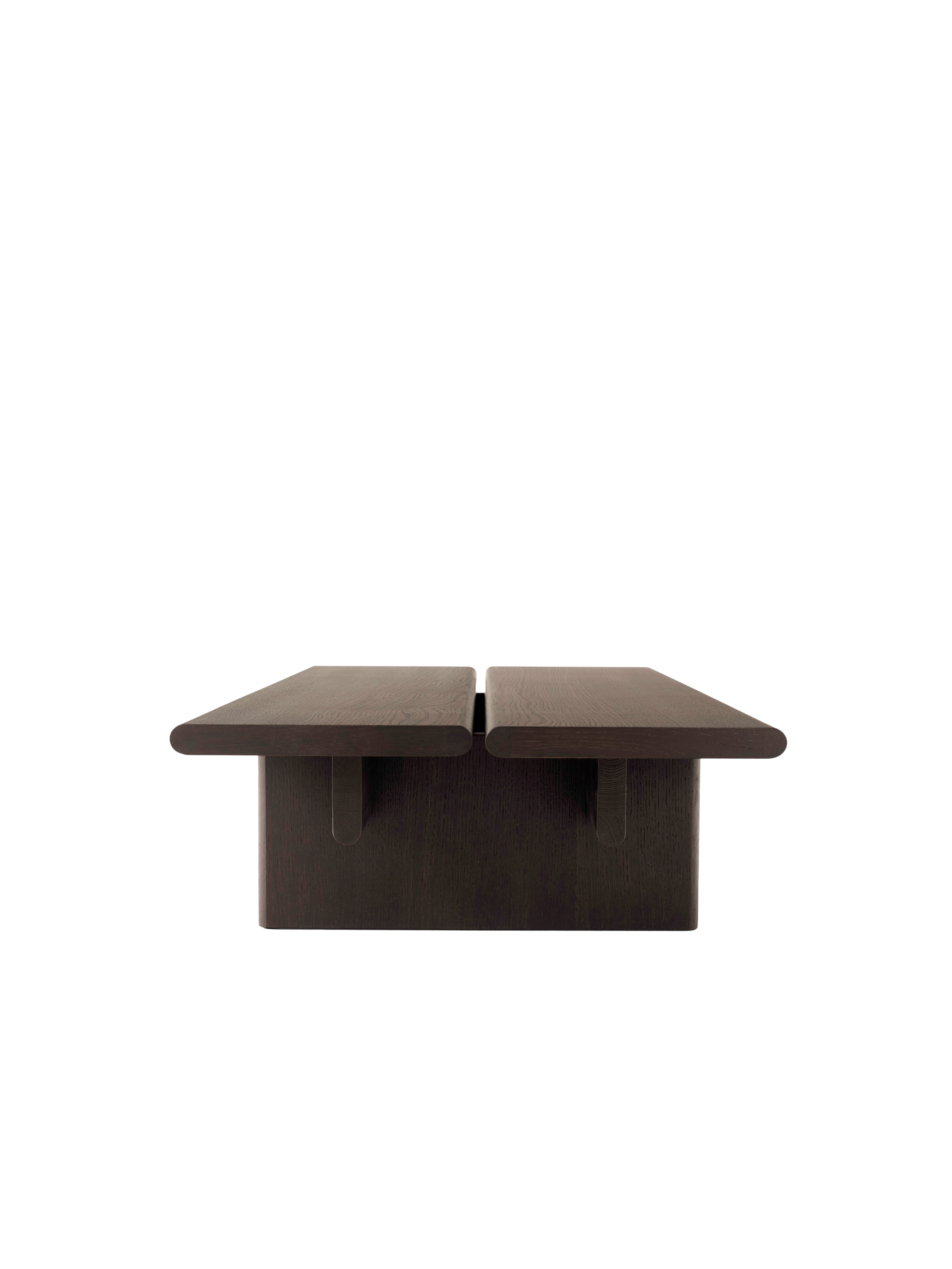 ITA coffee table dark oak wood