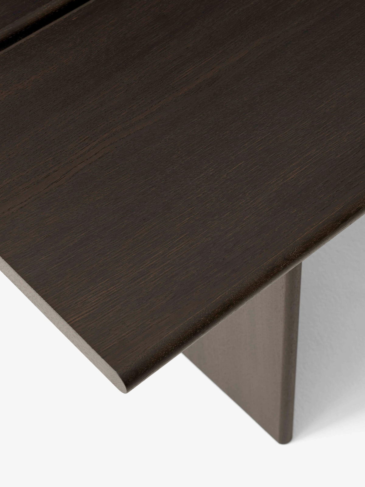 ITA Table dark oak wood