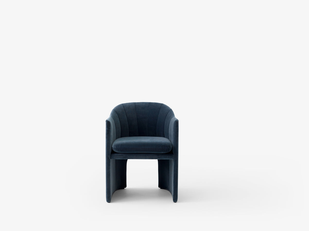 Upholstered Armchair LOAFER SC24