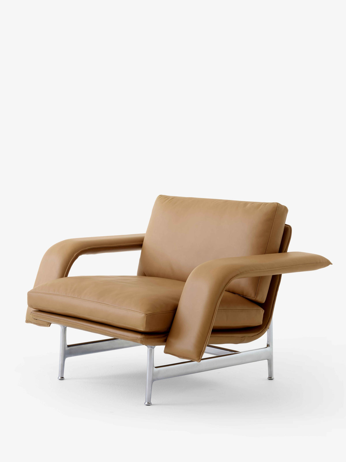 MEANTIME AV29 upholstered armchair with aluminum base