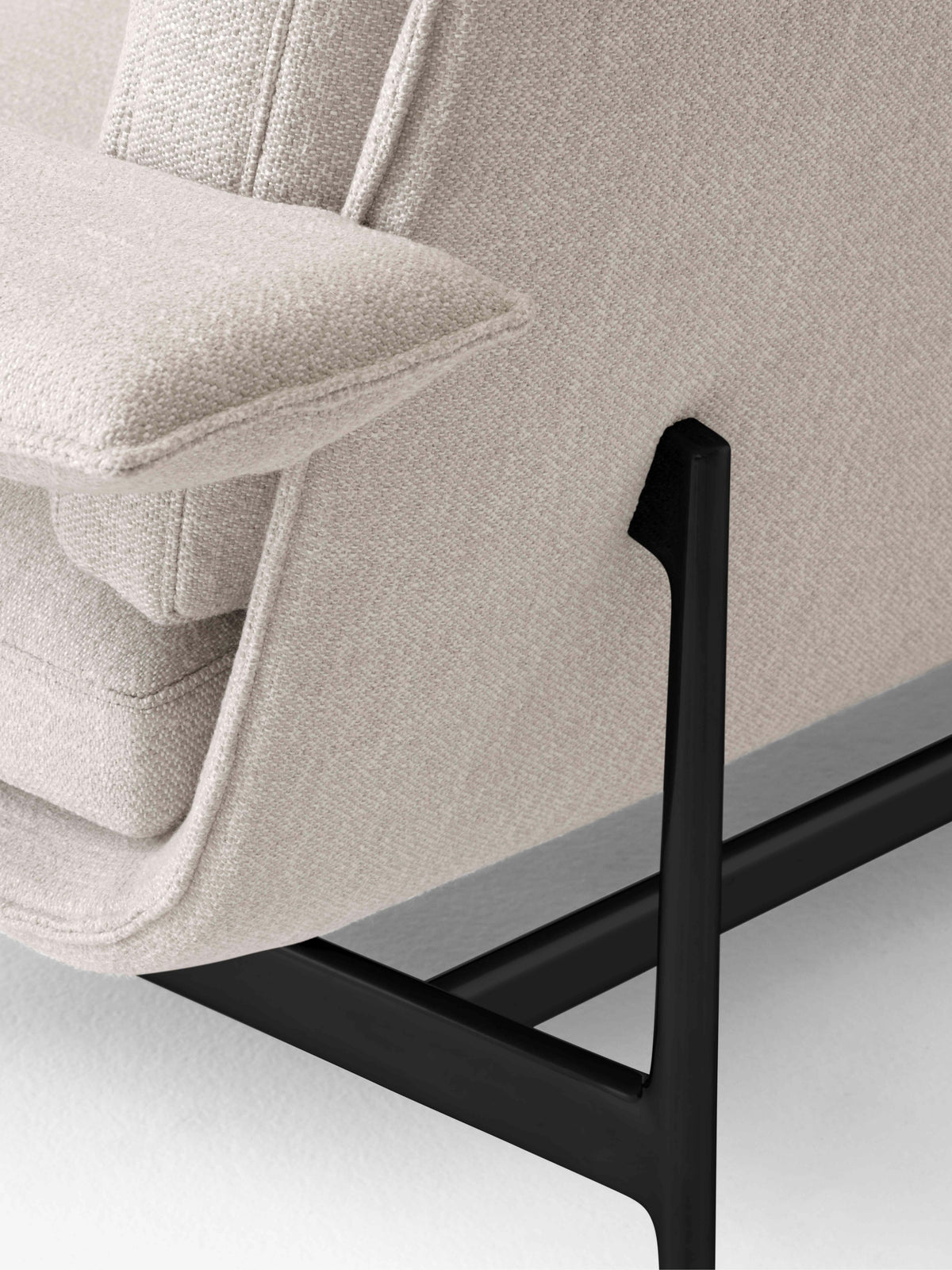 MEANTIME AV30 upholstered 2-seater sofa with black base