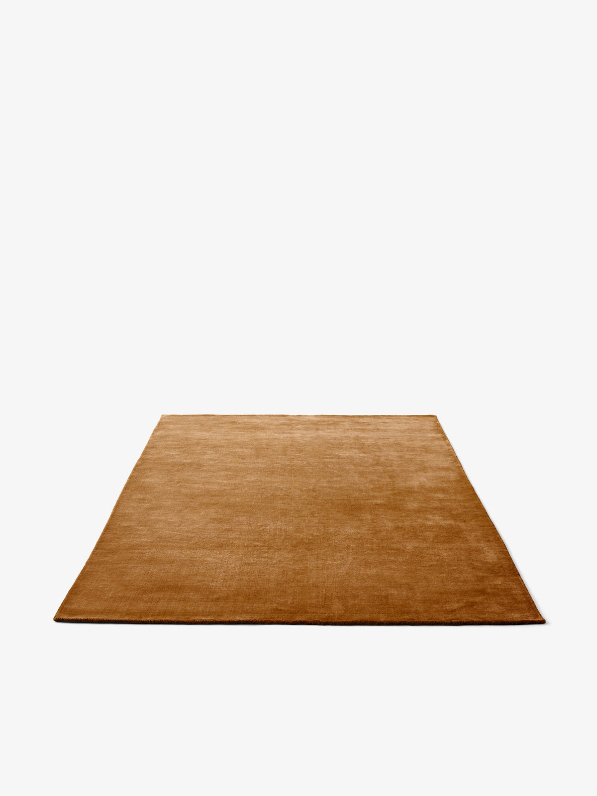 THE MOOR Golden Brown Rug