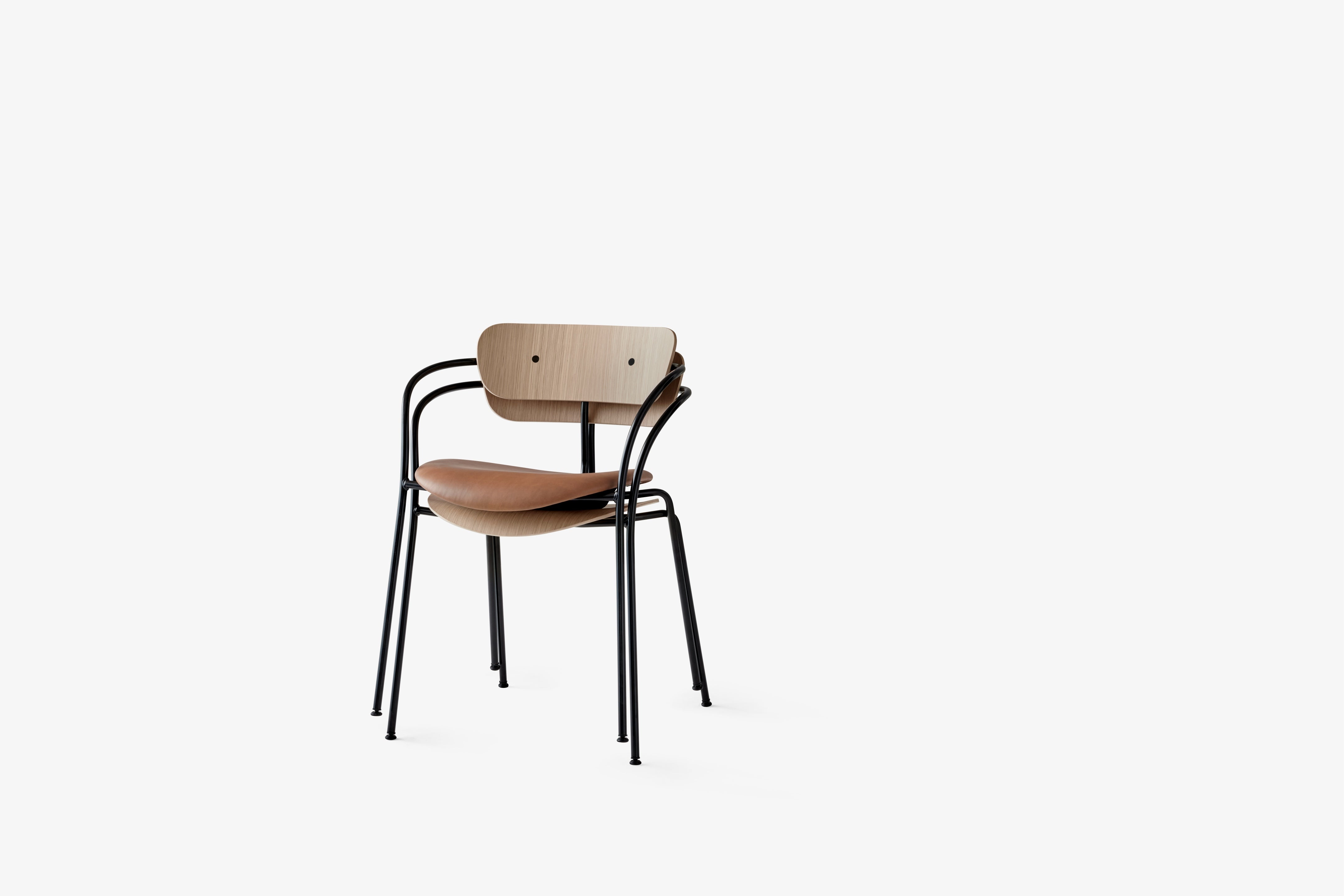 PAVILION AV2 Armchair with Armrests, Lacquered Oak with Black Base