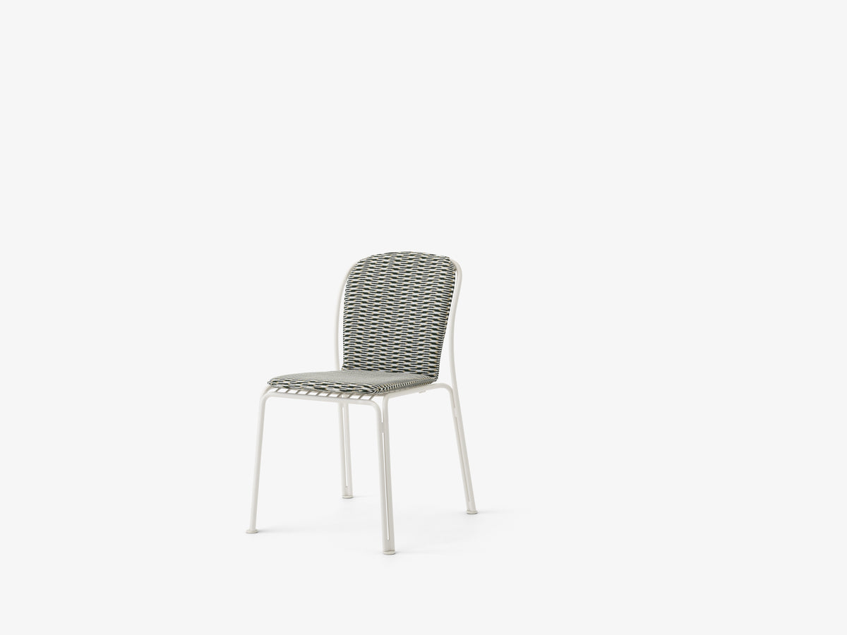 THORVALD SC94 Outdoor Chair Ivory