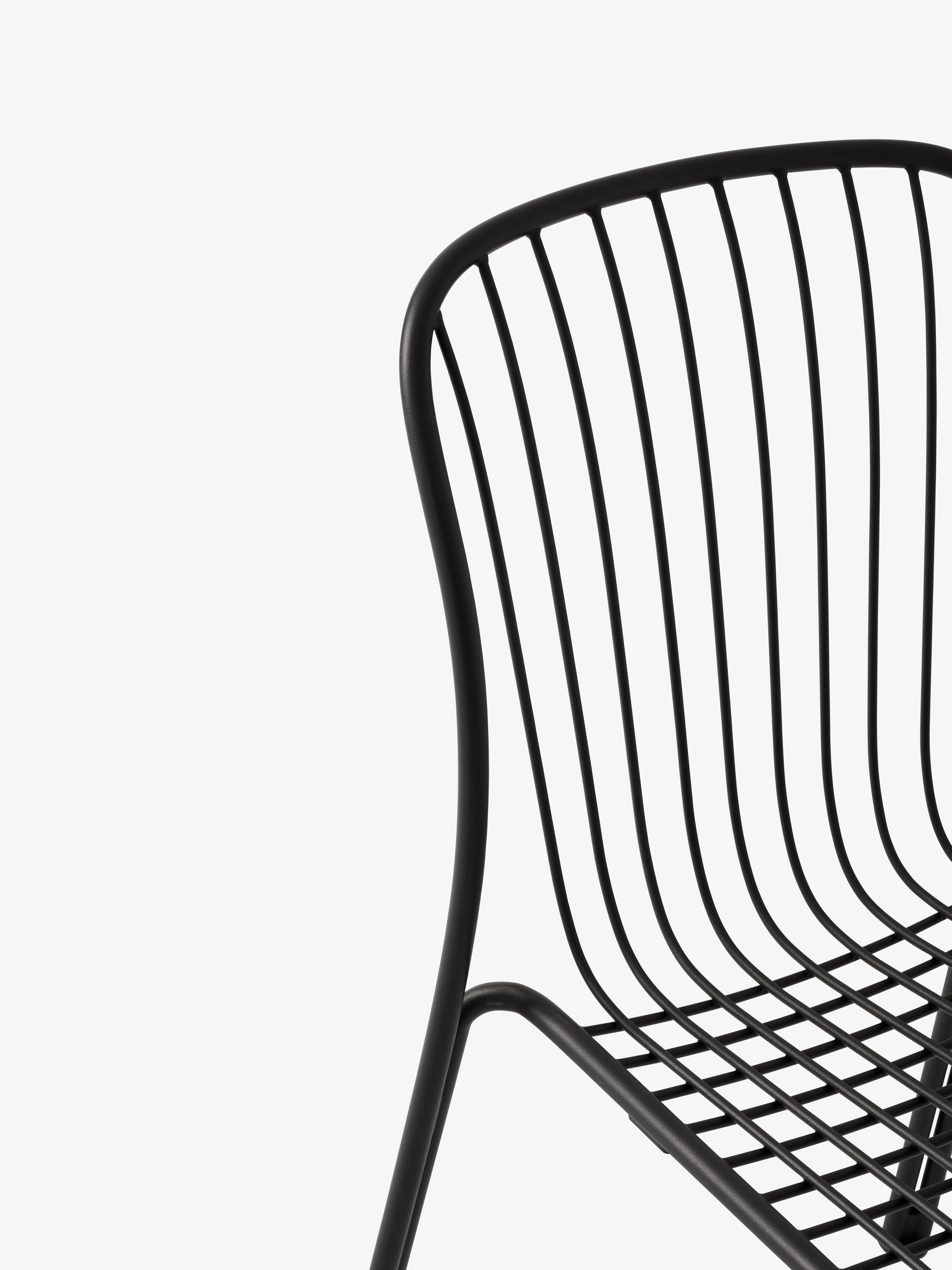 THORVALD SC94 Outdoor Chair Black