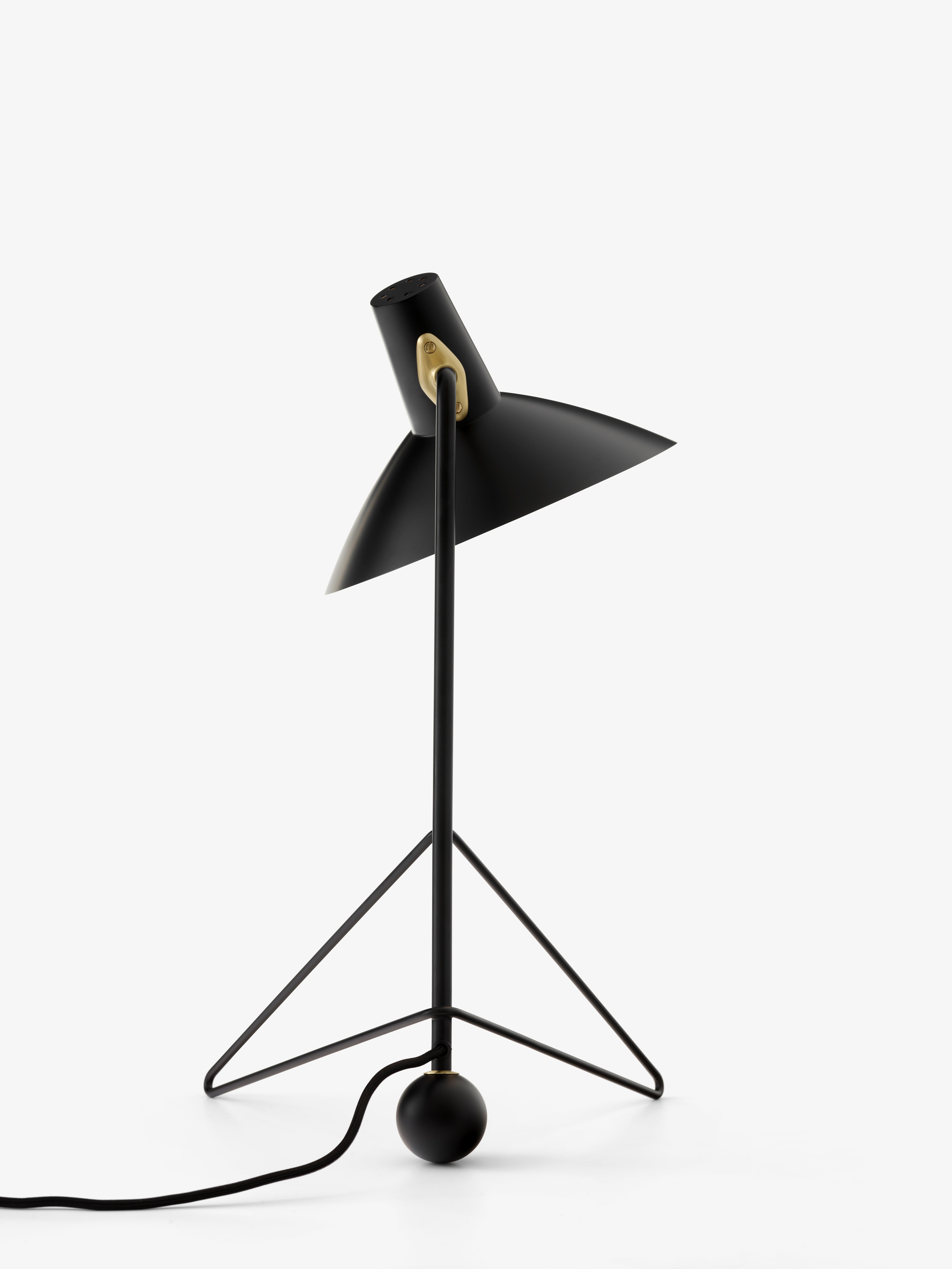 TRIPOD HM9 Black Table Lamp