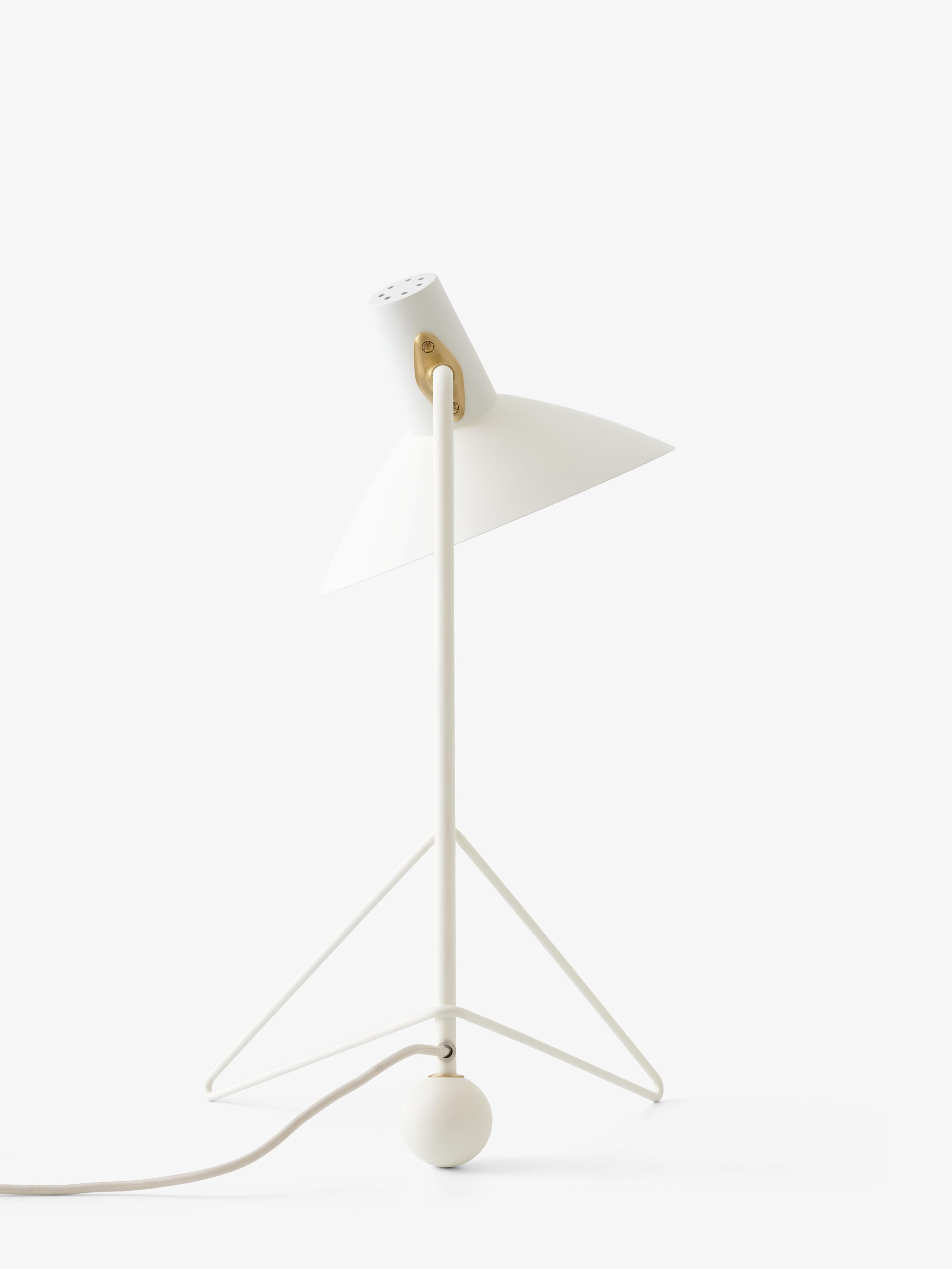 TRIPOD HM9 Table Lamp in White