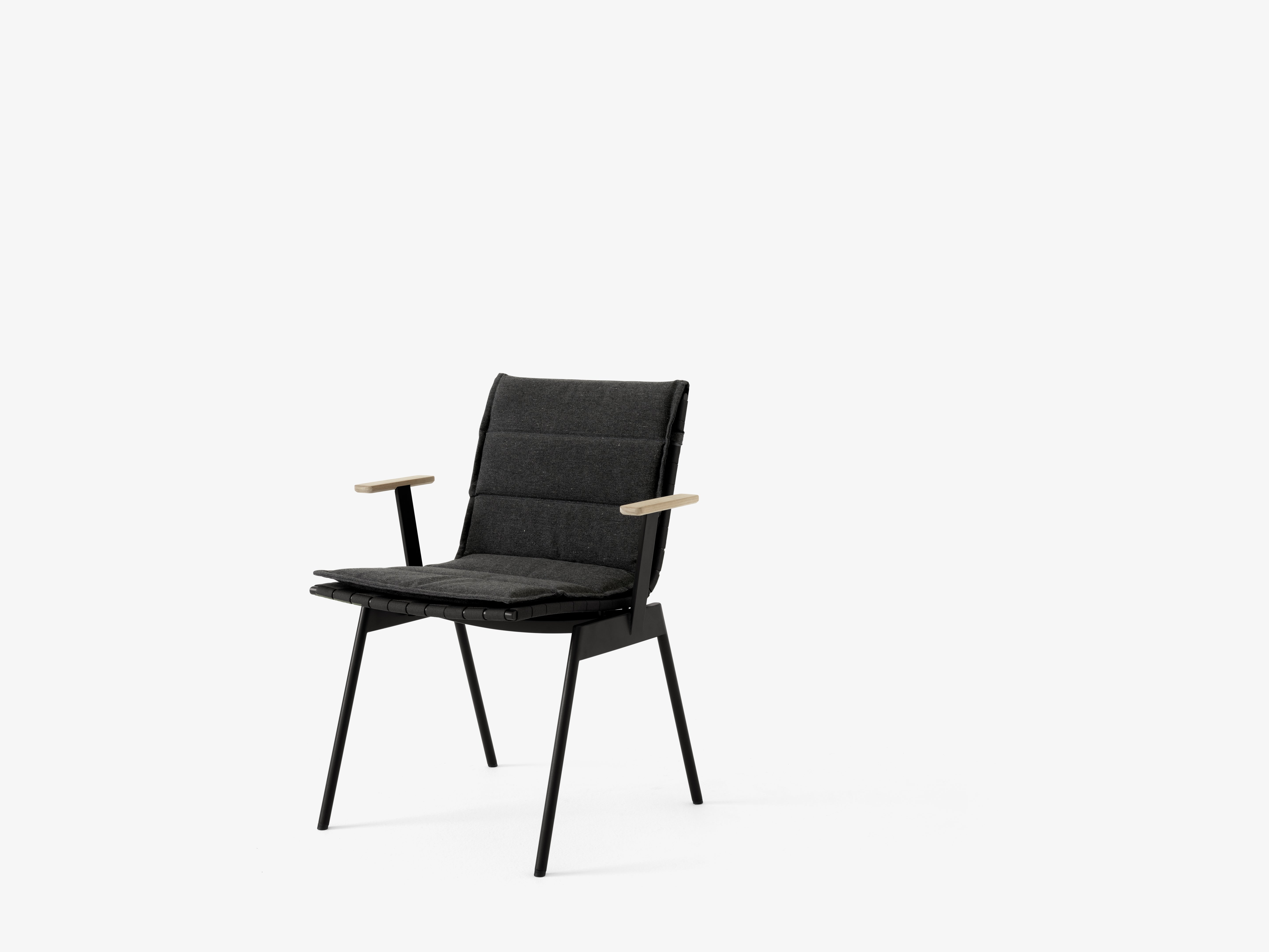 Outdoor chair with armrests VILLE AV34 black