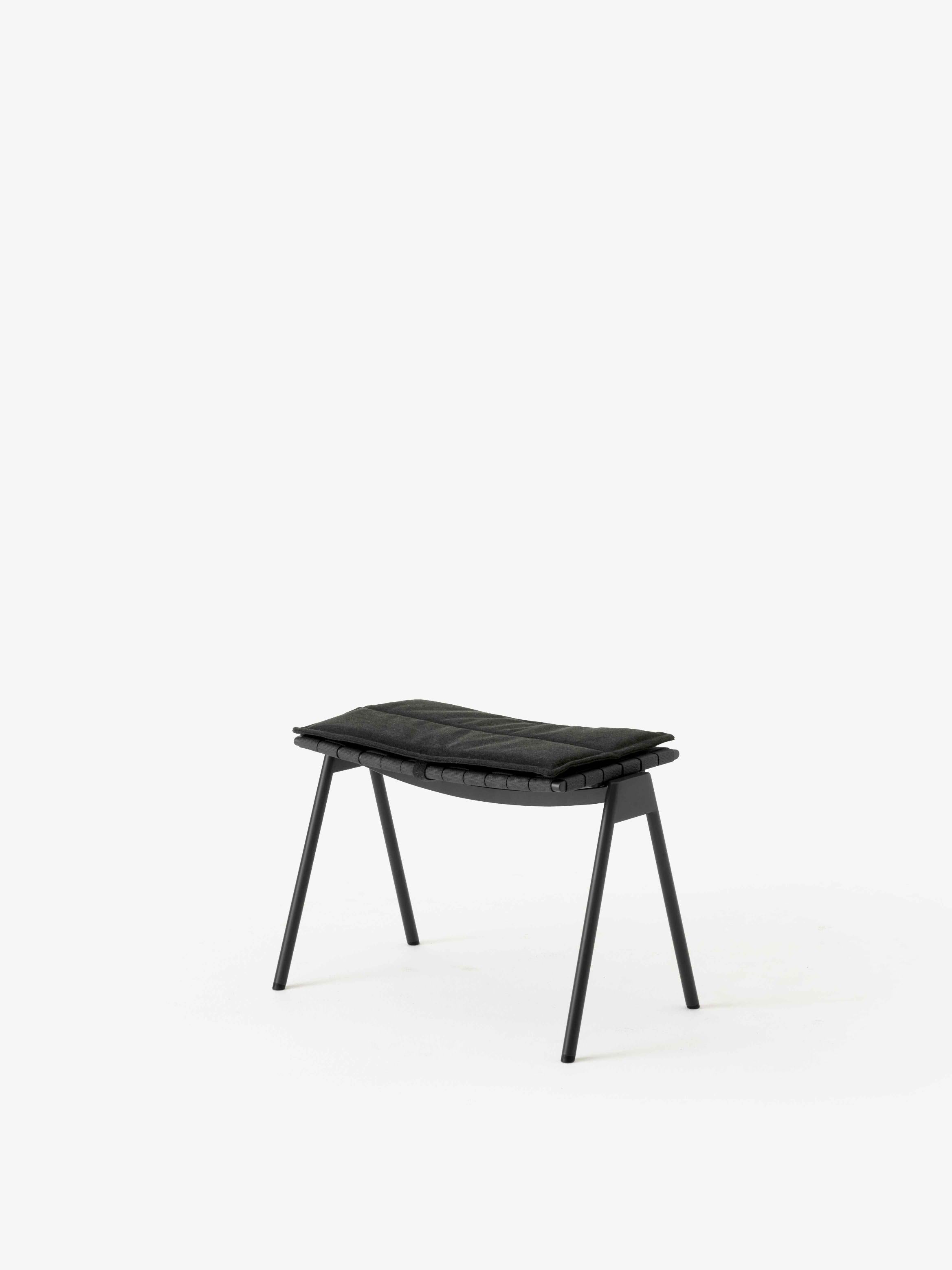 Outdoor footrest VILLE AV46 black