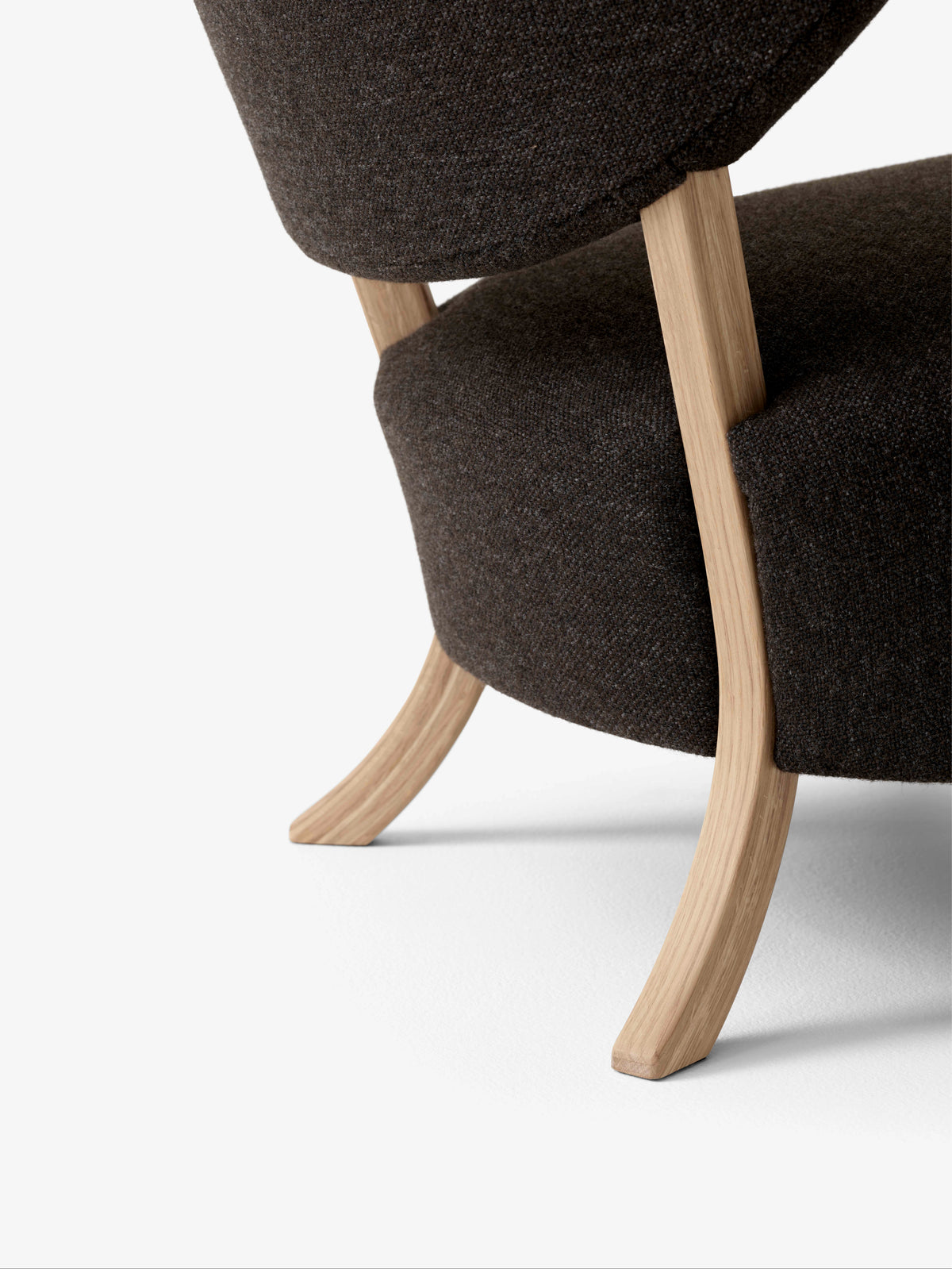 Upholstered WULFF ATD2 Armchair with Oak Base