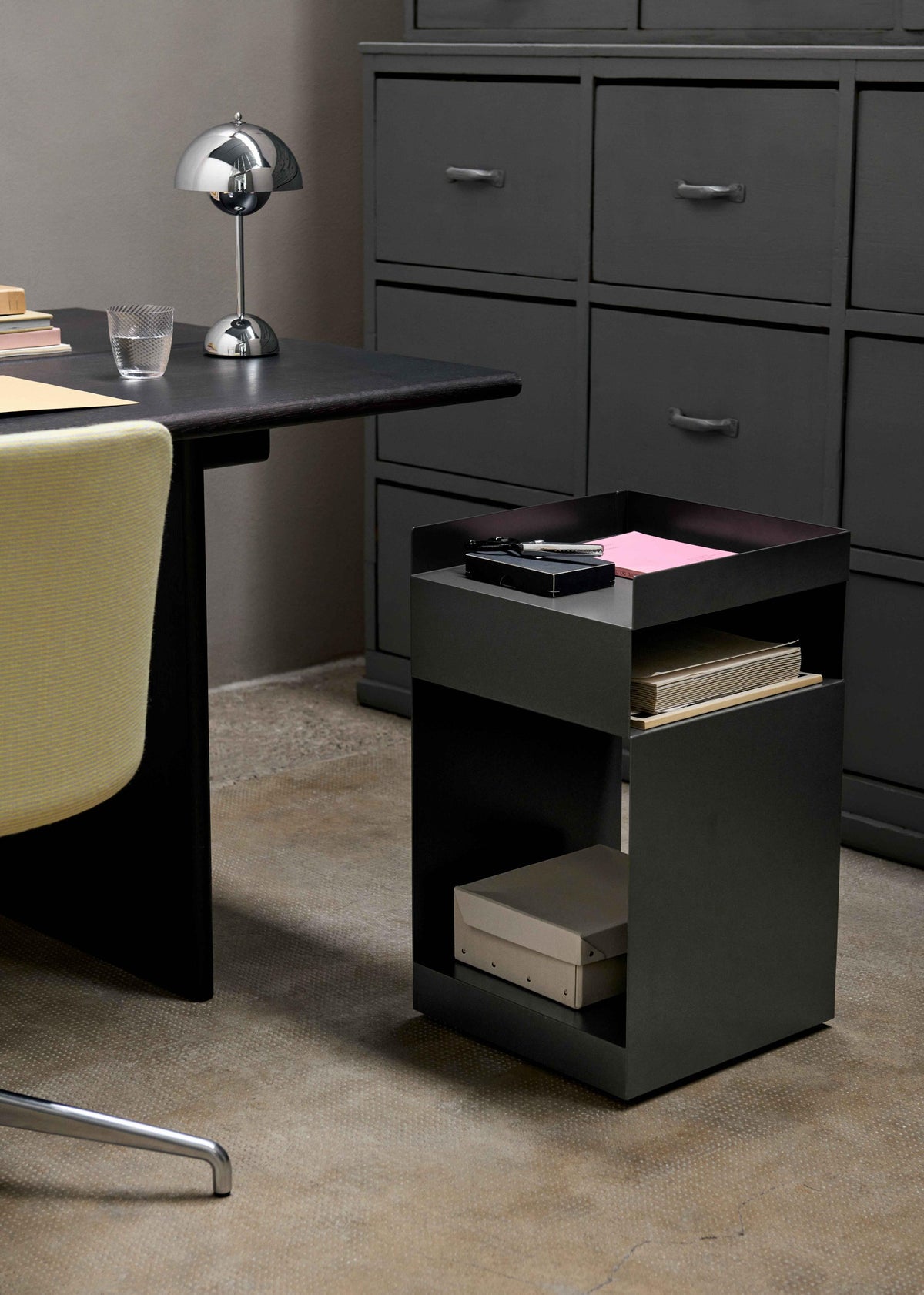 Rotate SC73 Rolling Cabinet, Graphite