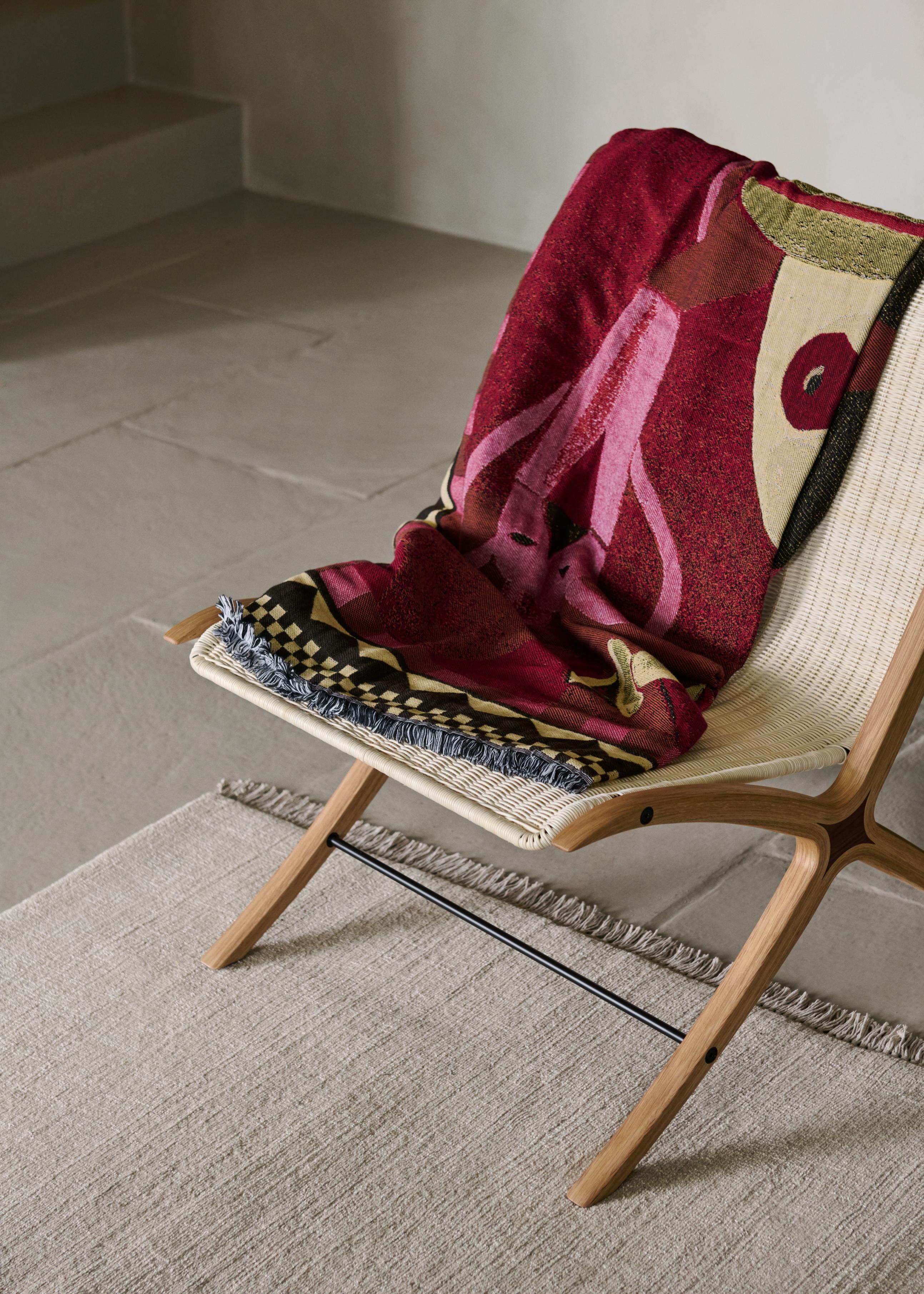 Chair X HM10 rattan seat with wooden base