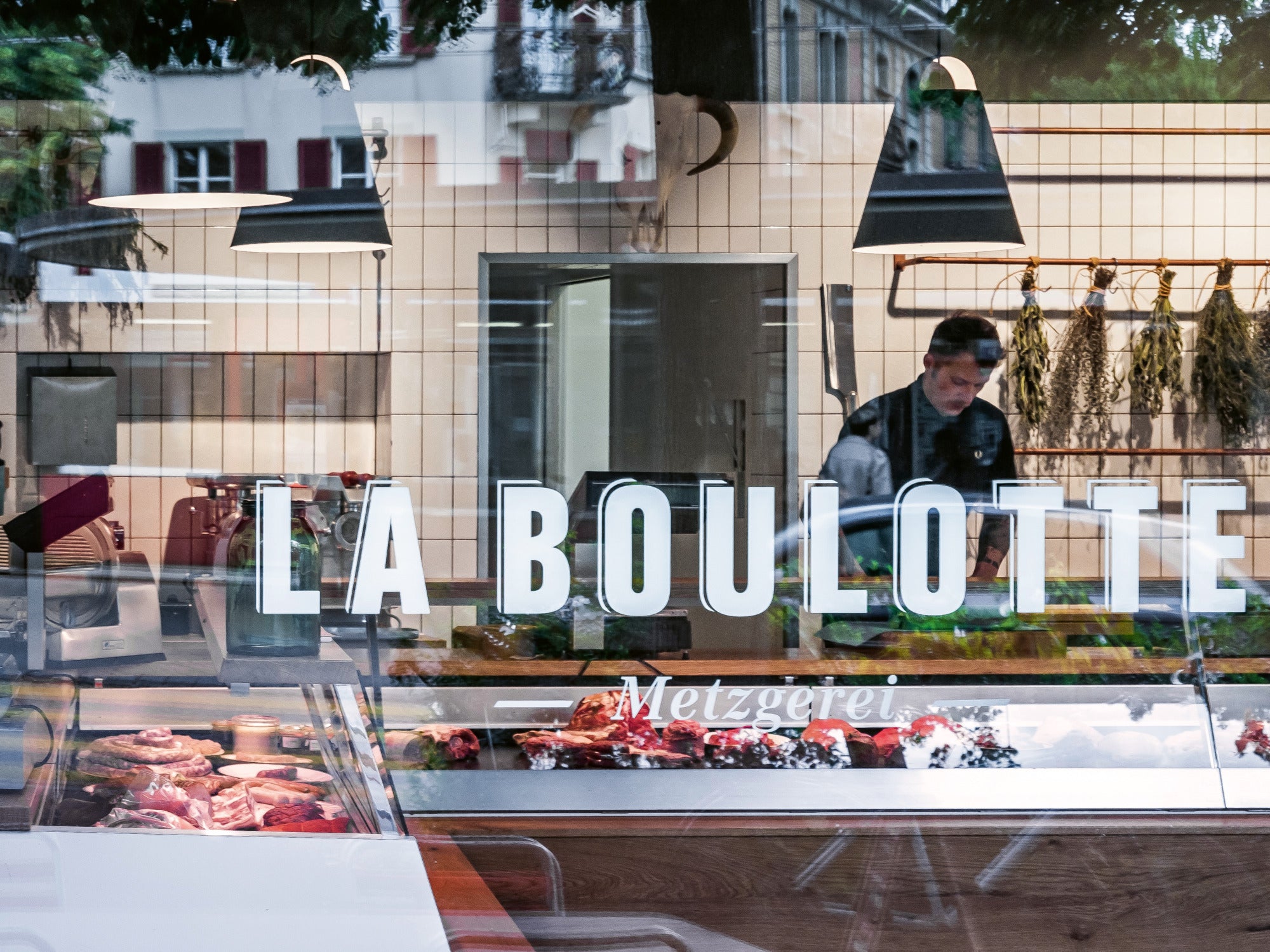 ABOVE black pendant lamp