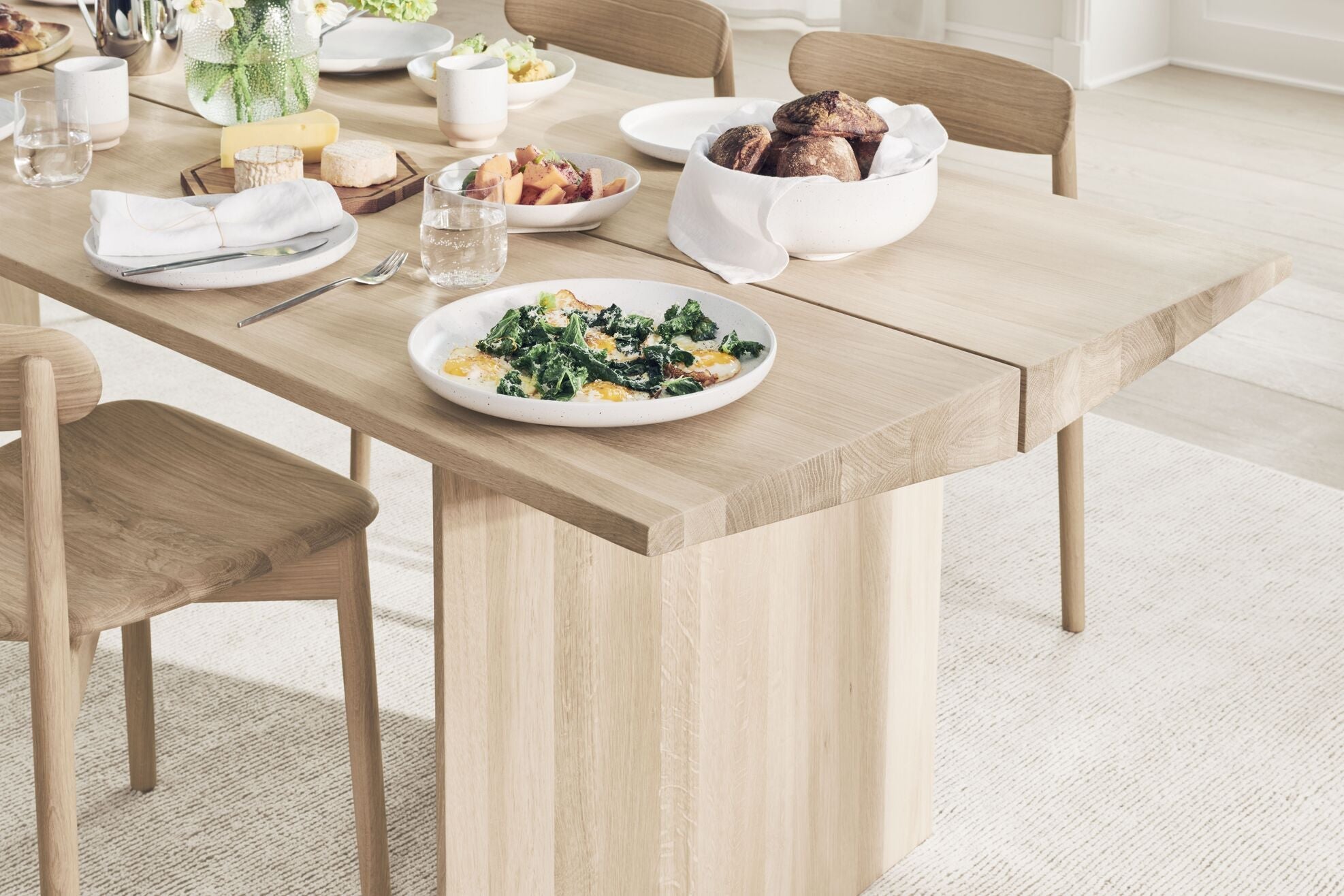 Alps table Belted oak wood