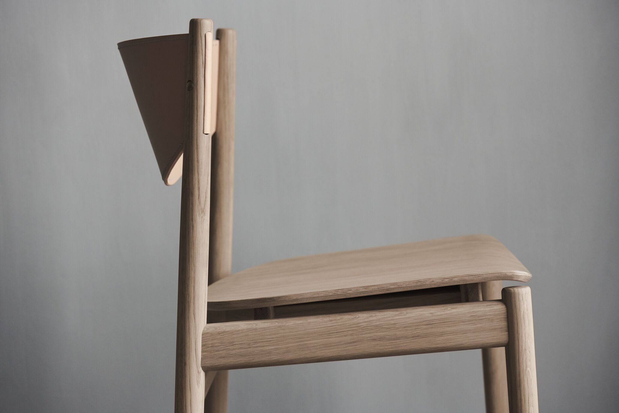 Chair Apelle oak wood