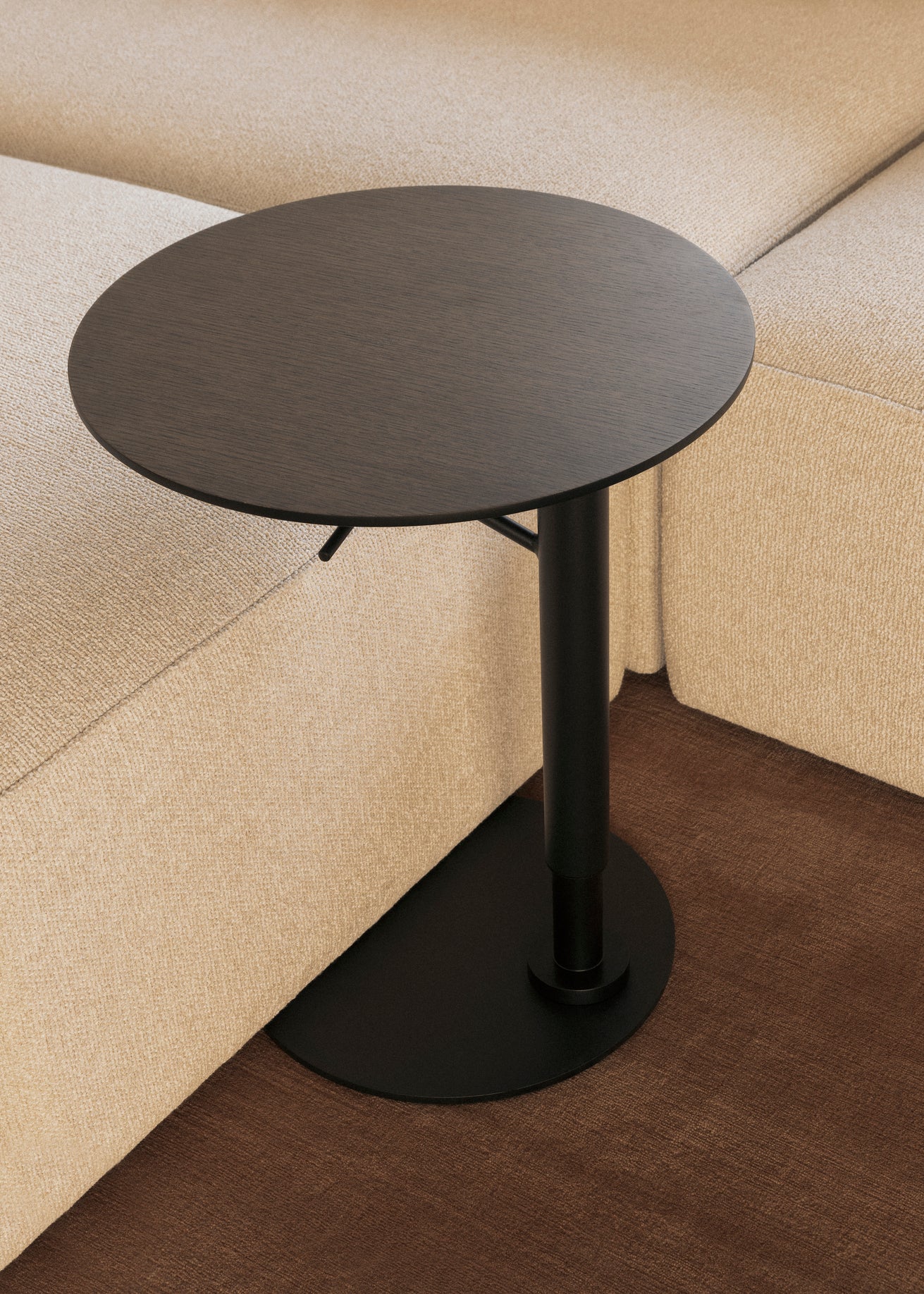 Verstellbarer Beistelltisch BRANCH schwarz
