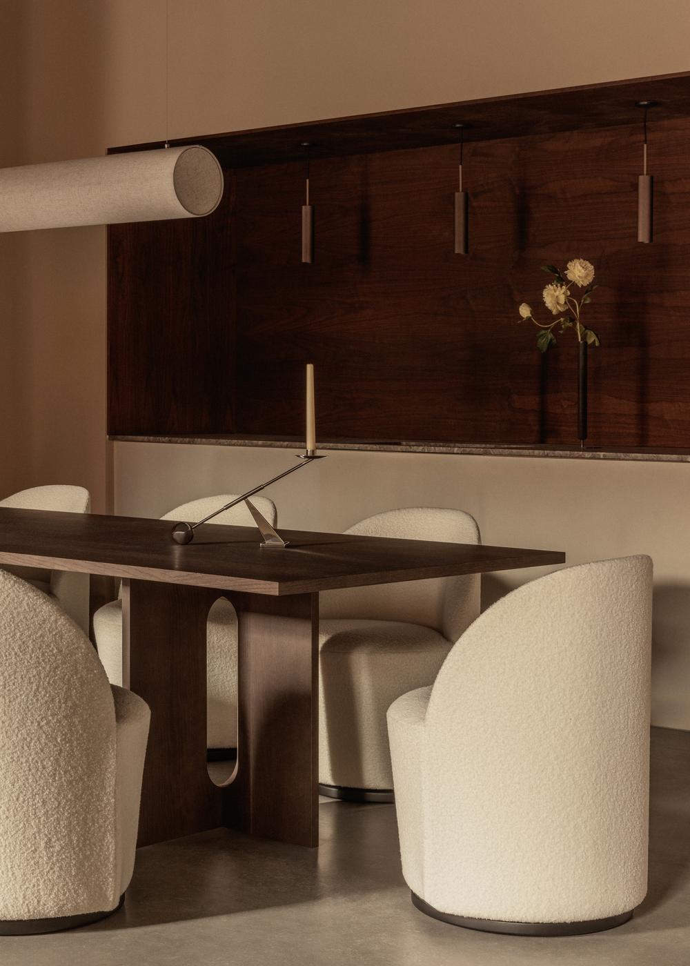 ANDROGYNE Table Dark Oak Wood