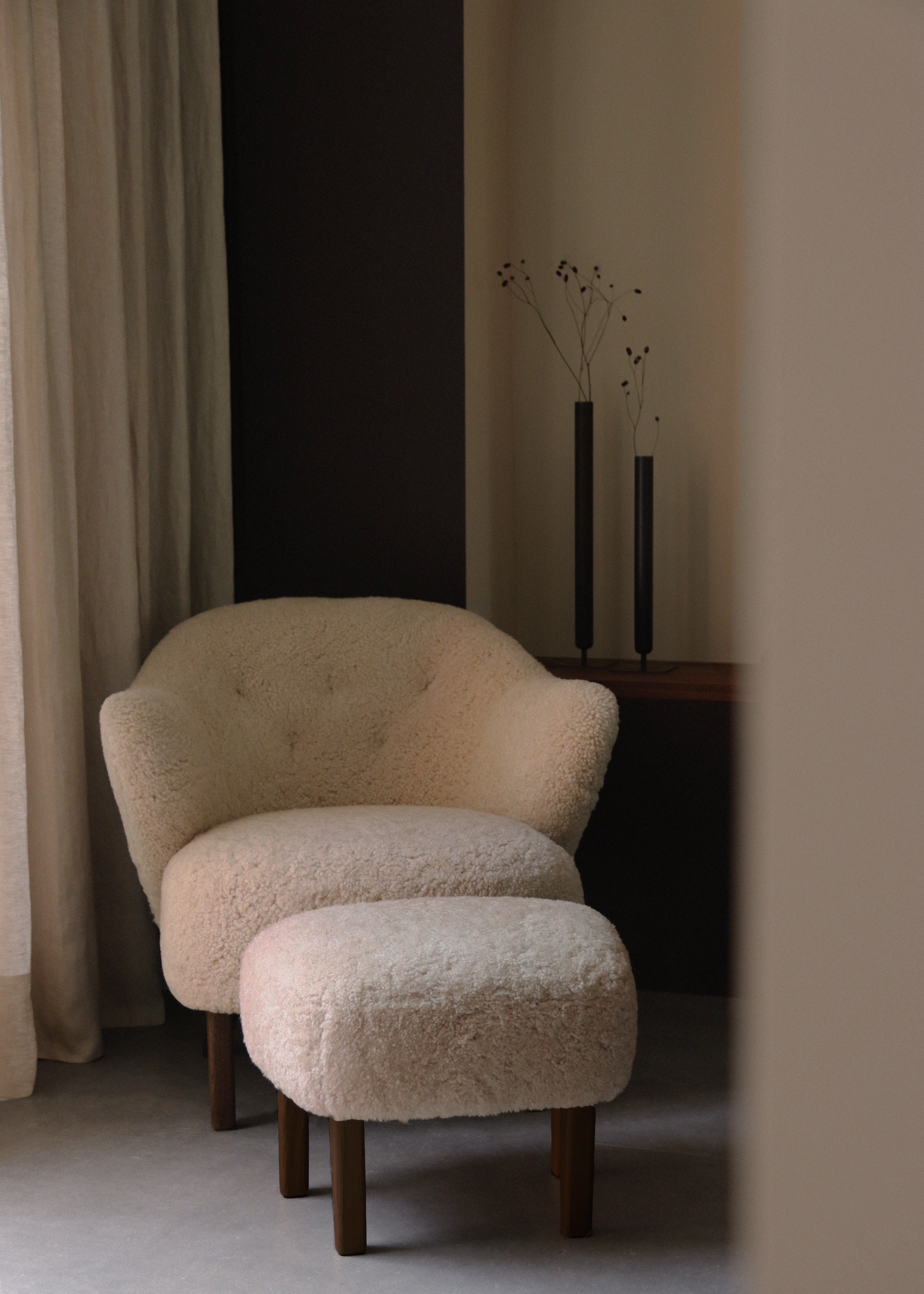 INGEBORG navy footstool with oak base [Julia]