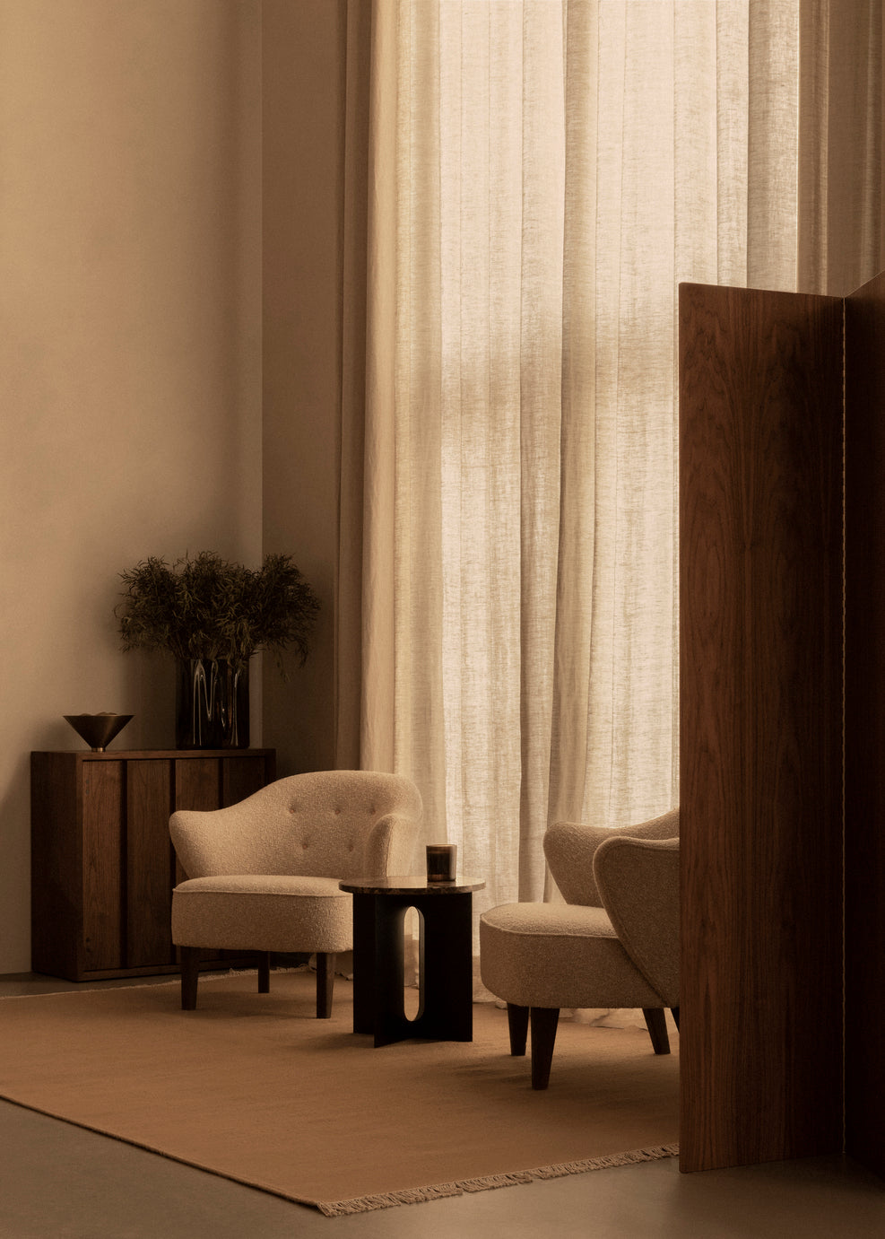 INGEBORG VORG Armchair with Sheepskin and Dark Oak Base