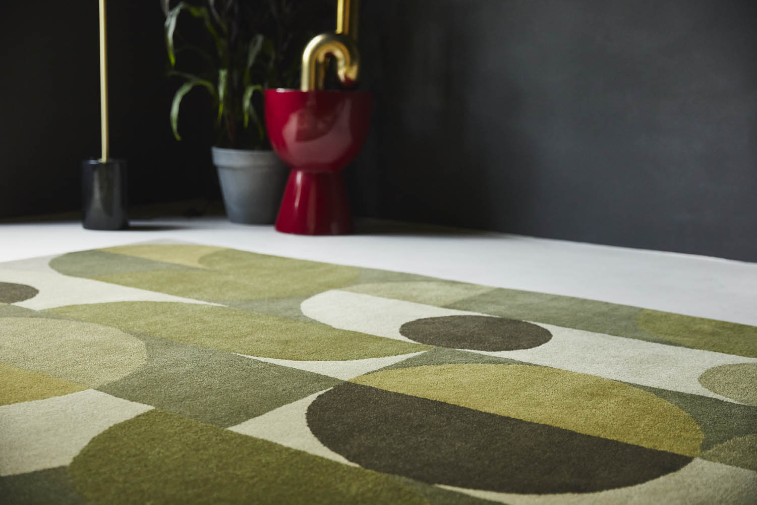 Decor Cosmo Green rug