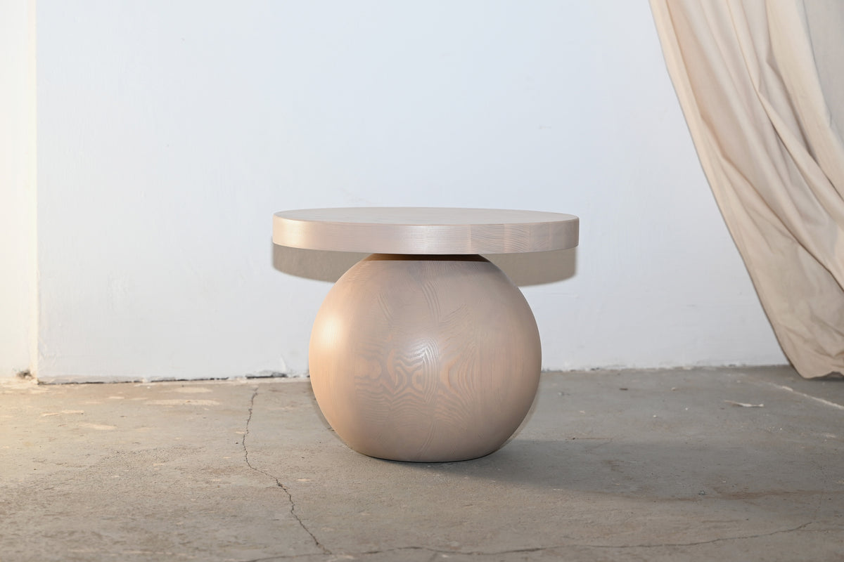 Coffee table wooden sleep