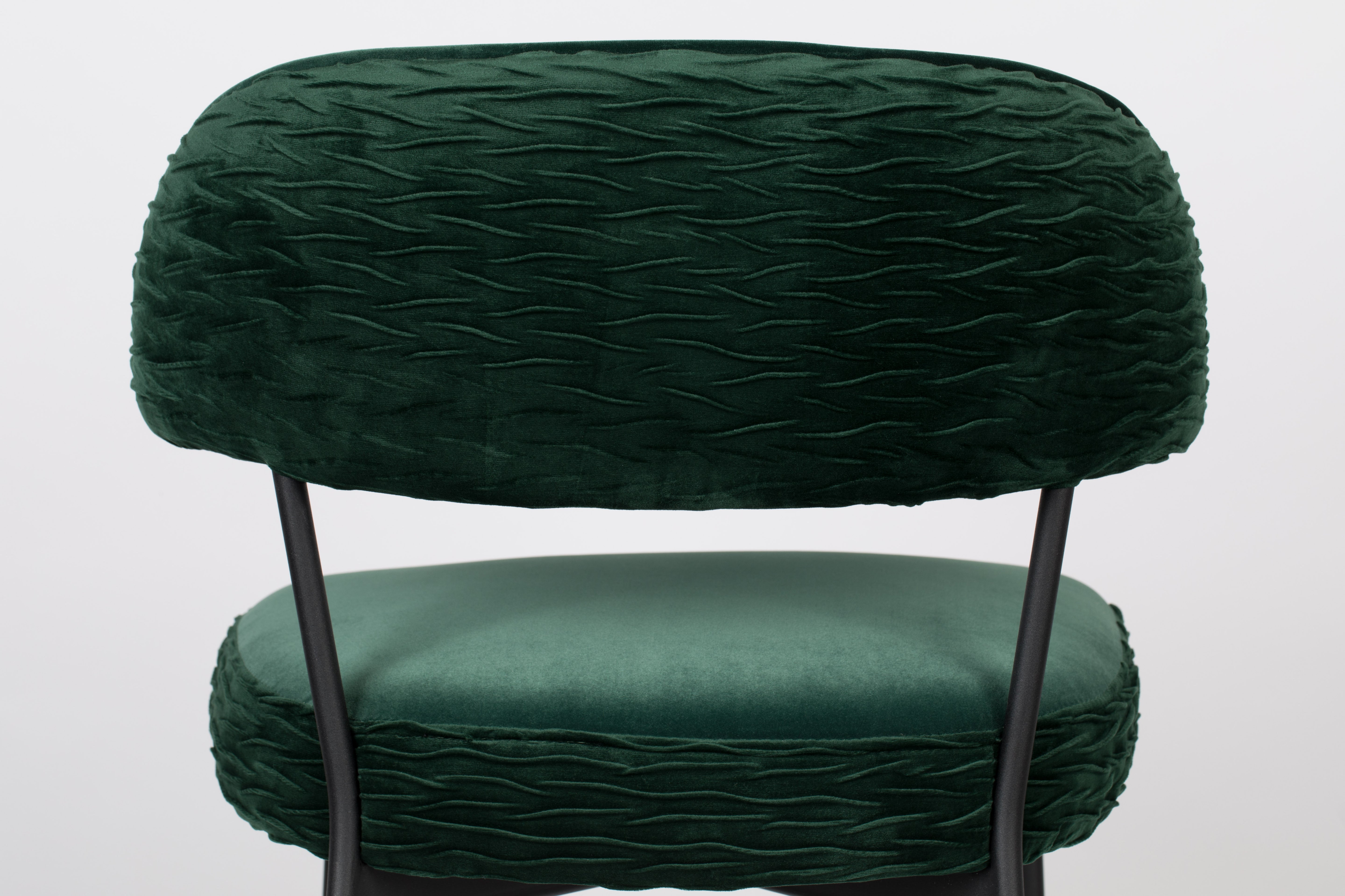 THE WINNER TAKES IT ALL chair dark green with a black base