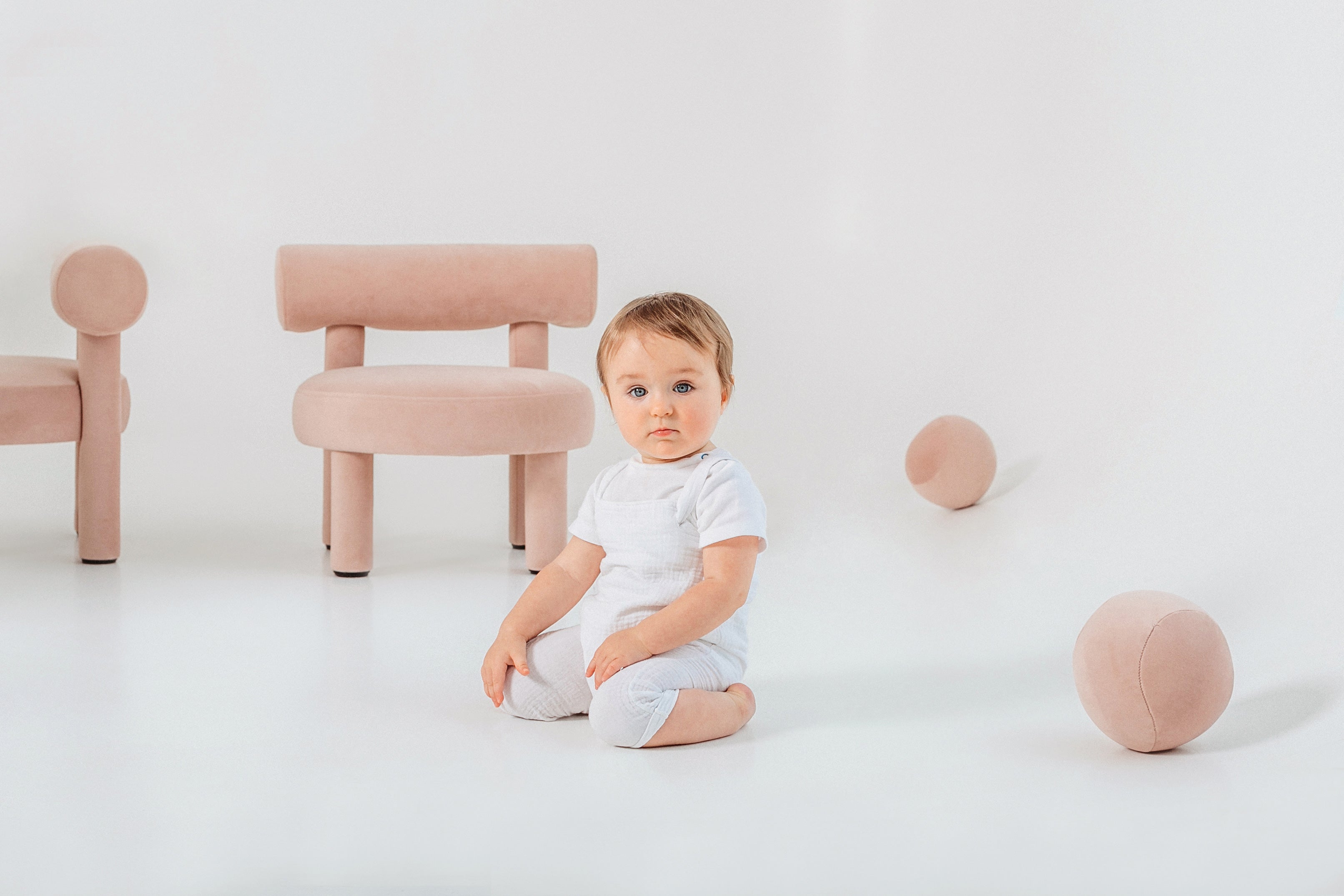 Upholstered Children's Armchair BABY GROPIUS CS1
