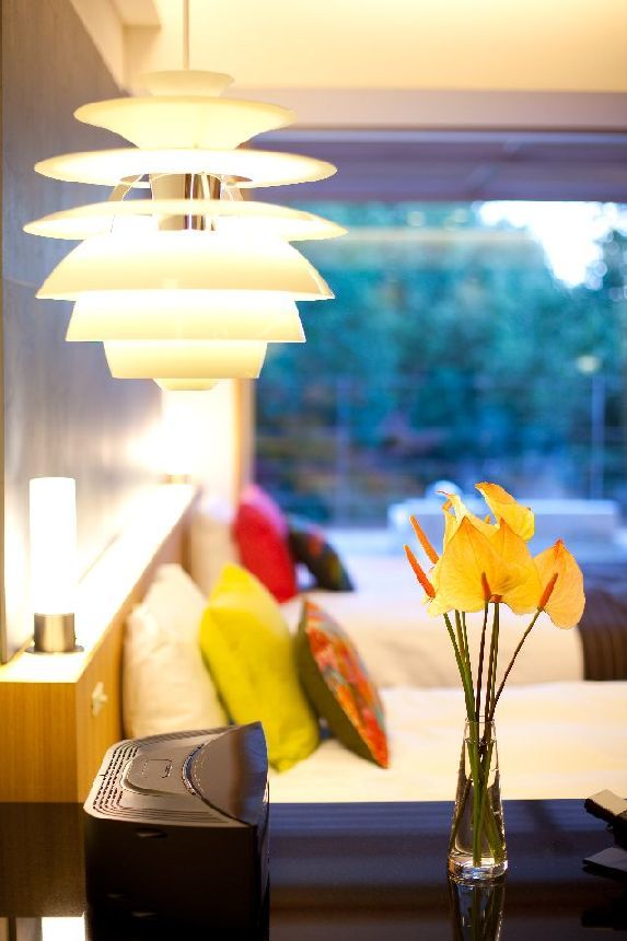 PH SNOWBALL pendant lamp dirty green with brass finish