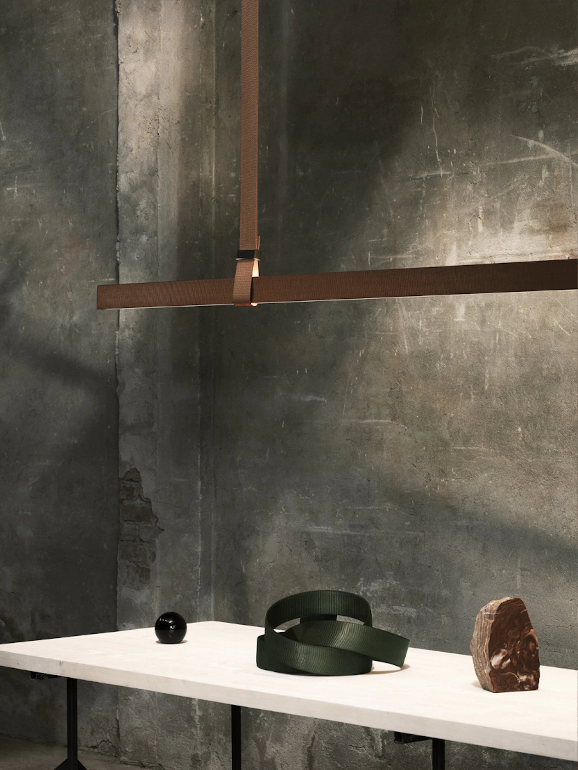 Pendelleuchte BELT braunes Leder