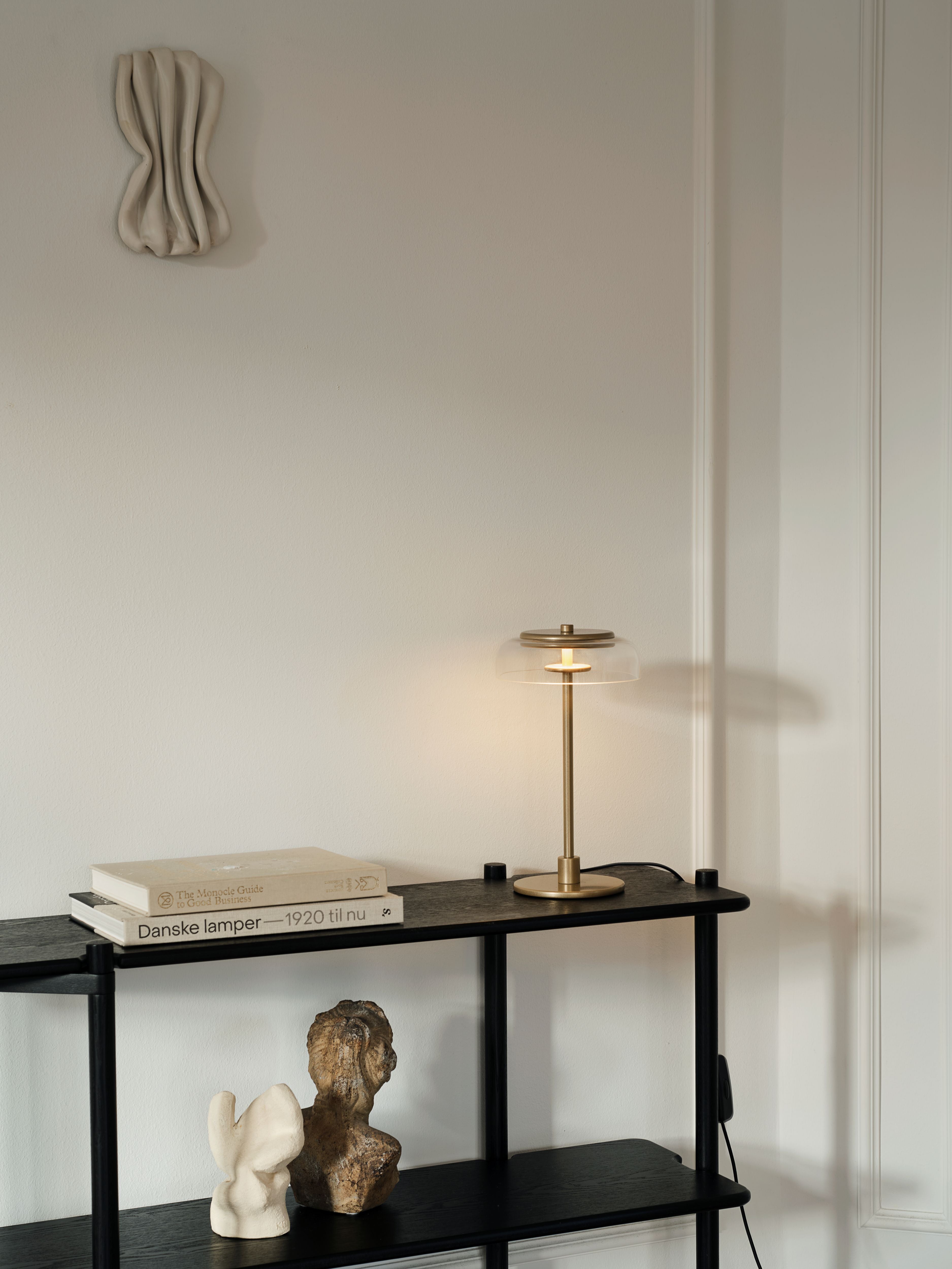 BLOSSI Table Lamp in Gold with Transparent Glass