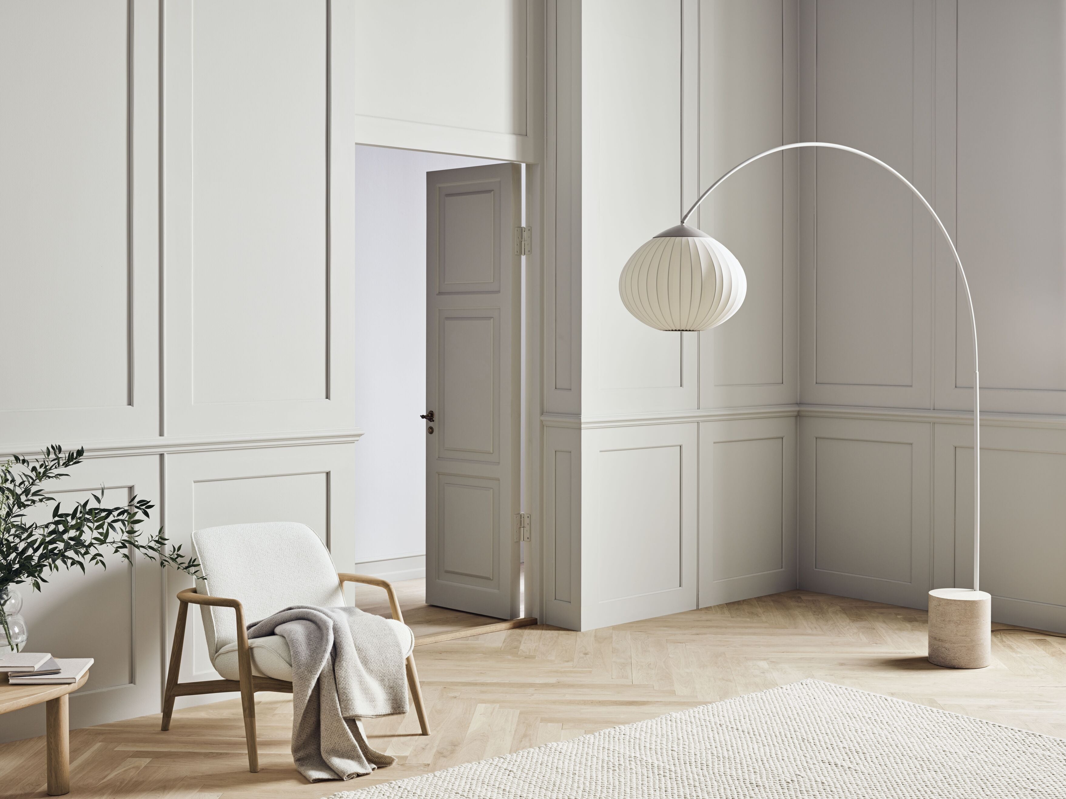 Stehlampe Bogen ACORN beige mit Travertinbasis