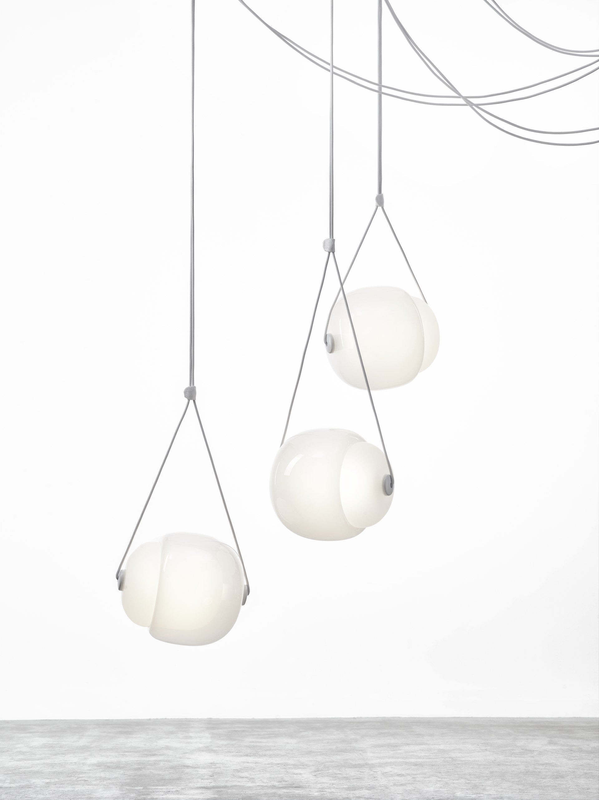 Capsula hanging lamp - Singles Outdoor Matte glass