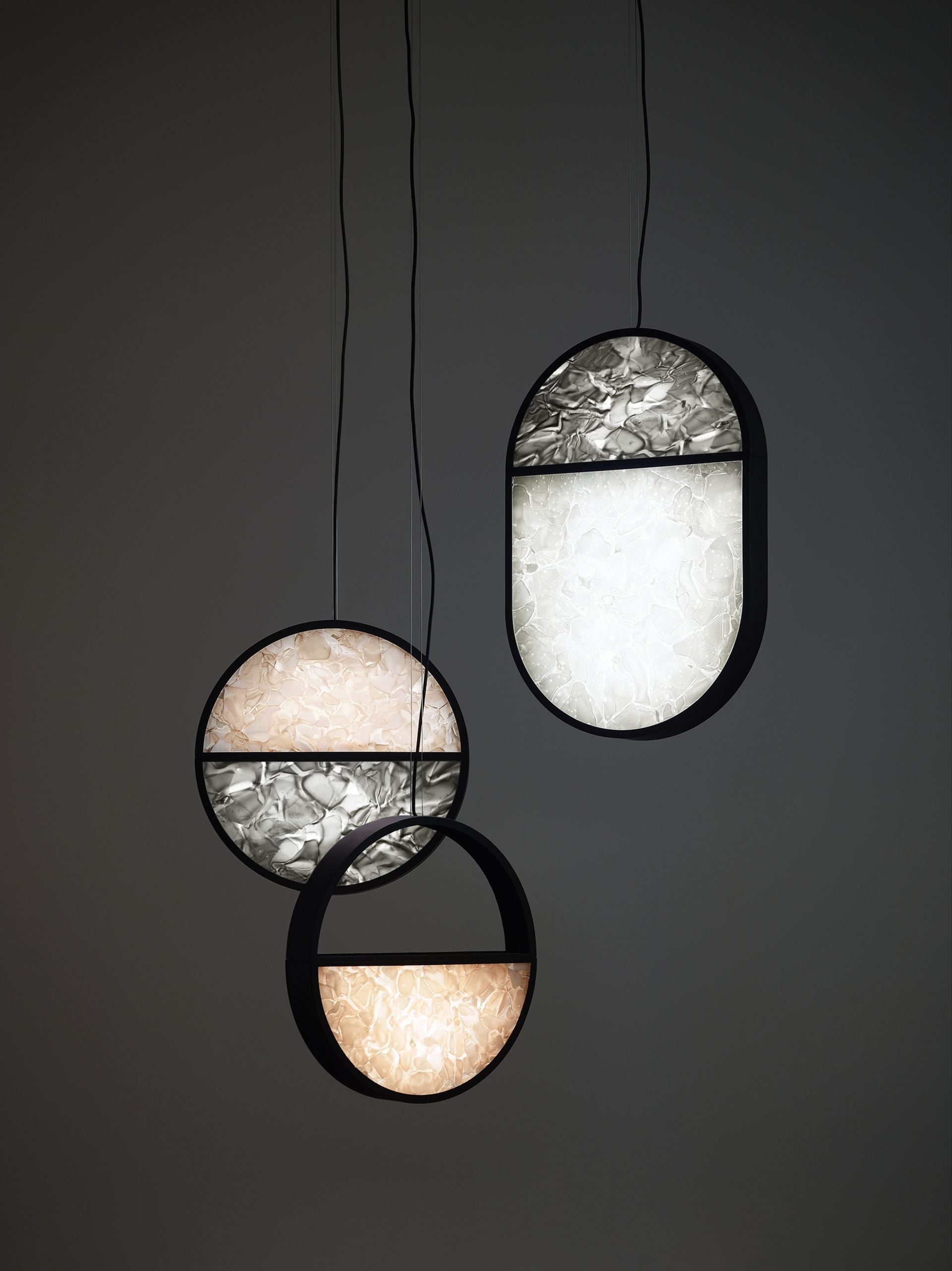 Hanging lamp Geometric Oval 1/3 Glass shiny brokisglass