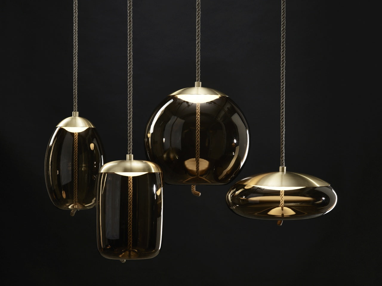 Wick hanging lamp - glass sphere