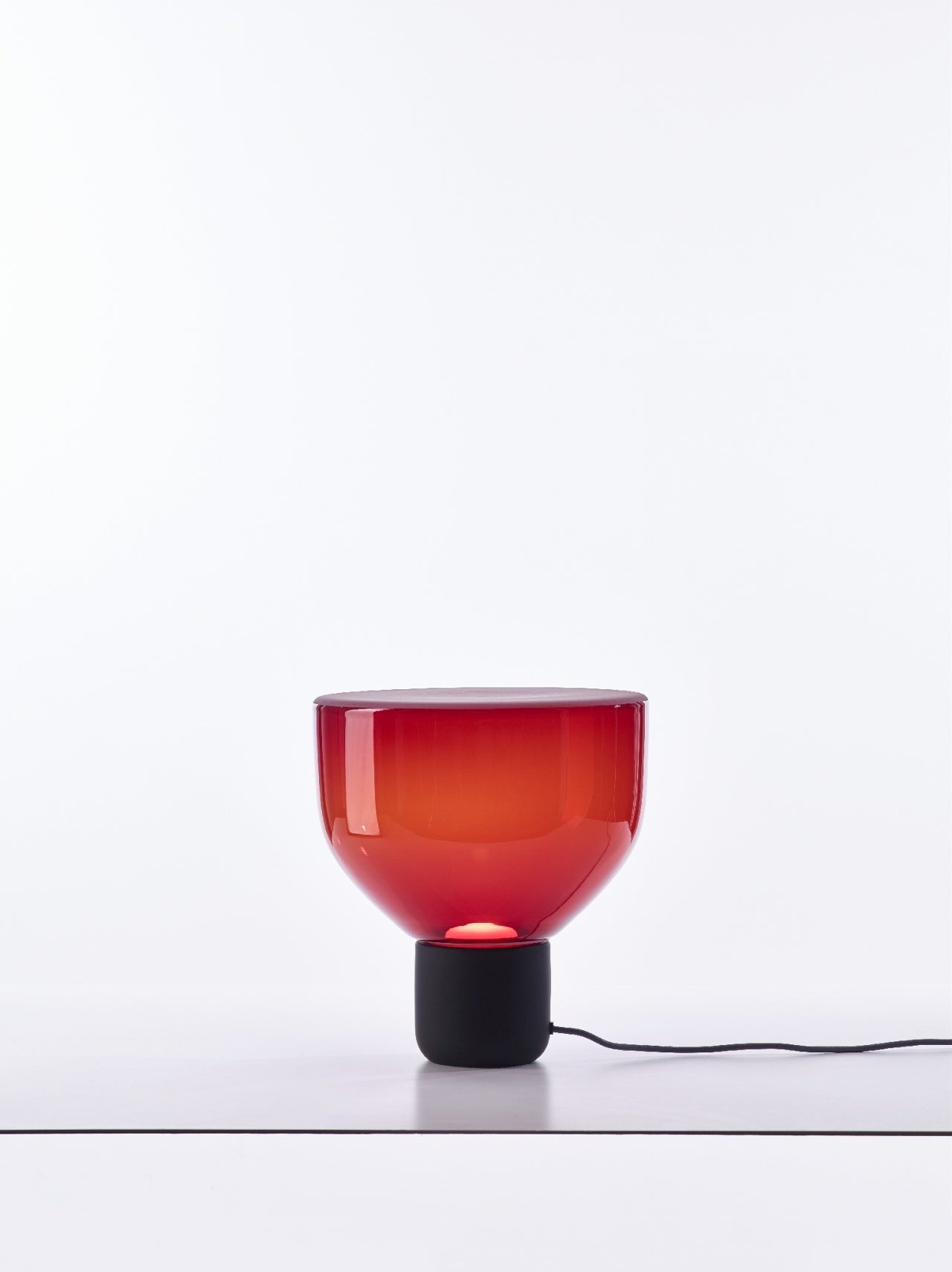 Lightline table lamp matte base