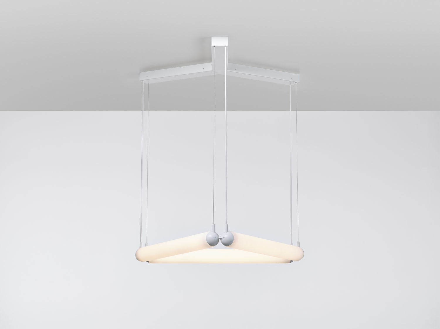 Puro Contour hanging lamp - Triangle Matte glass