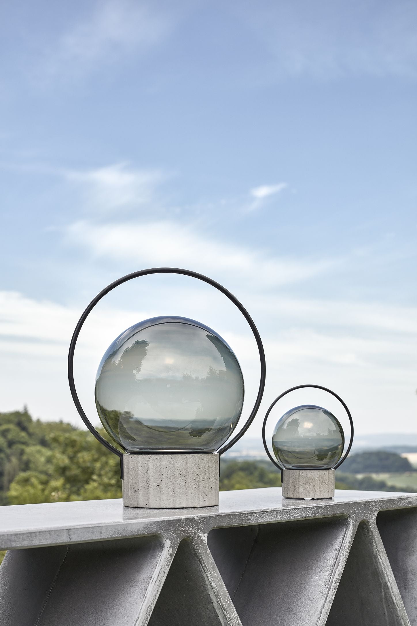 Portable lamp sphere portable shiny glass