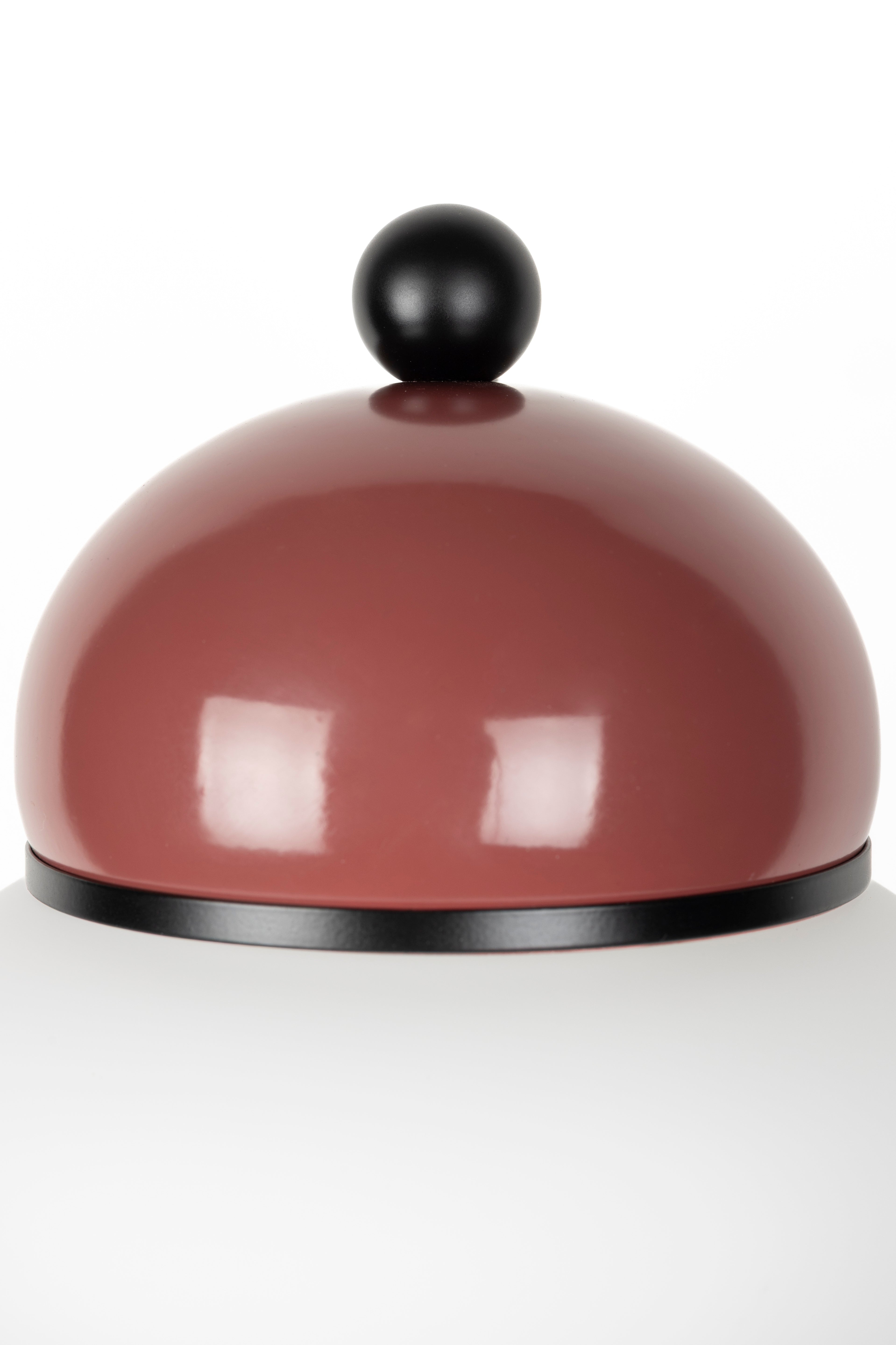 BUMBLE wall lamp in burgundy with black finish