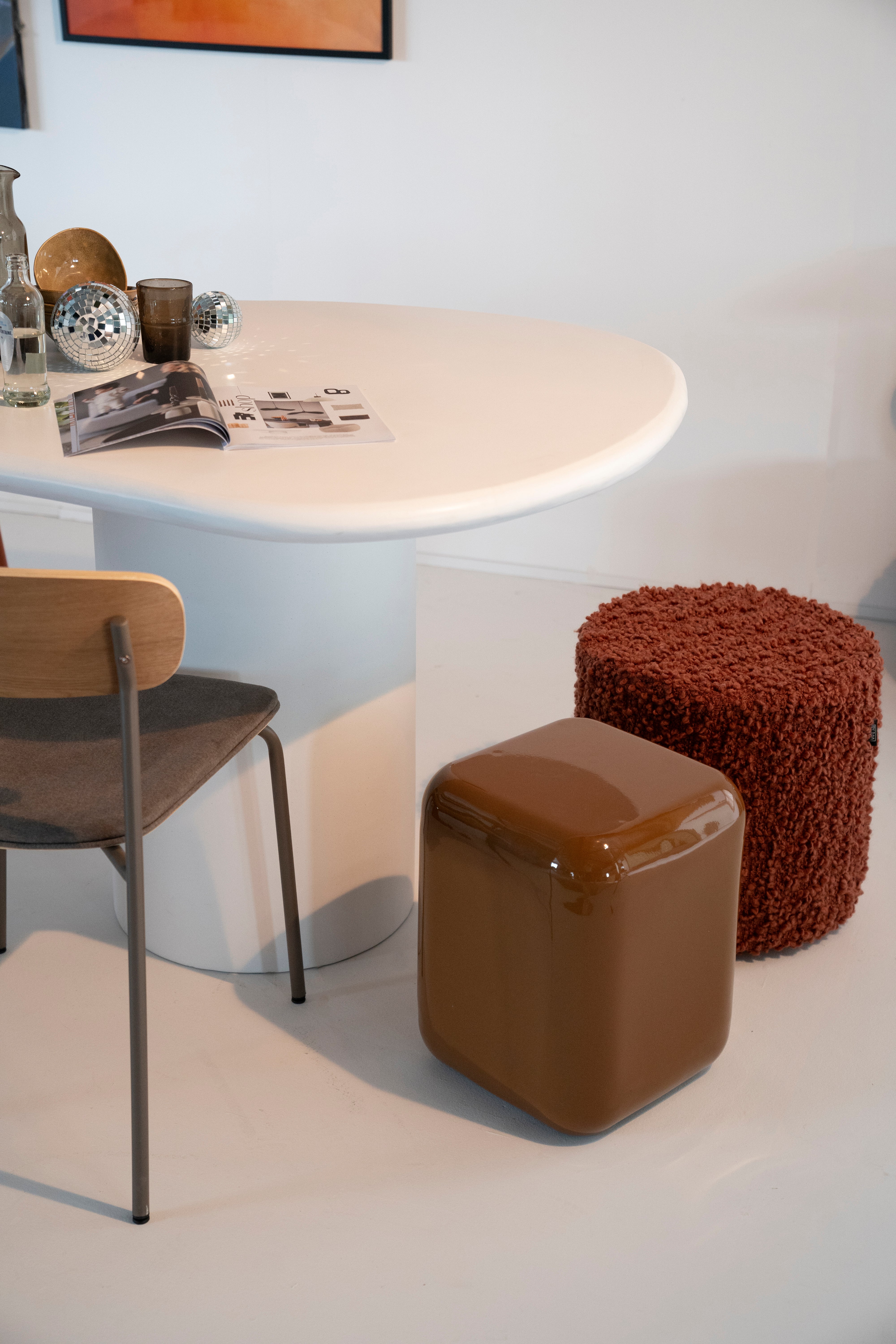 DIXON mustard stool