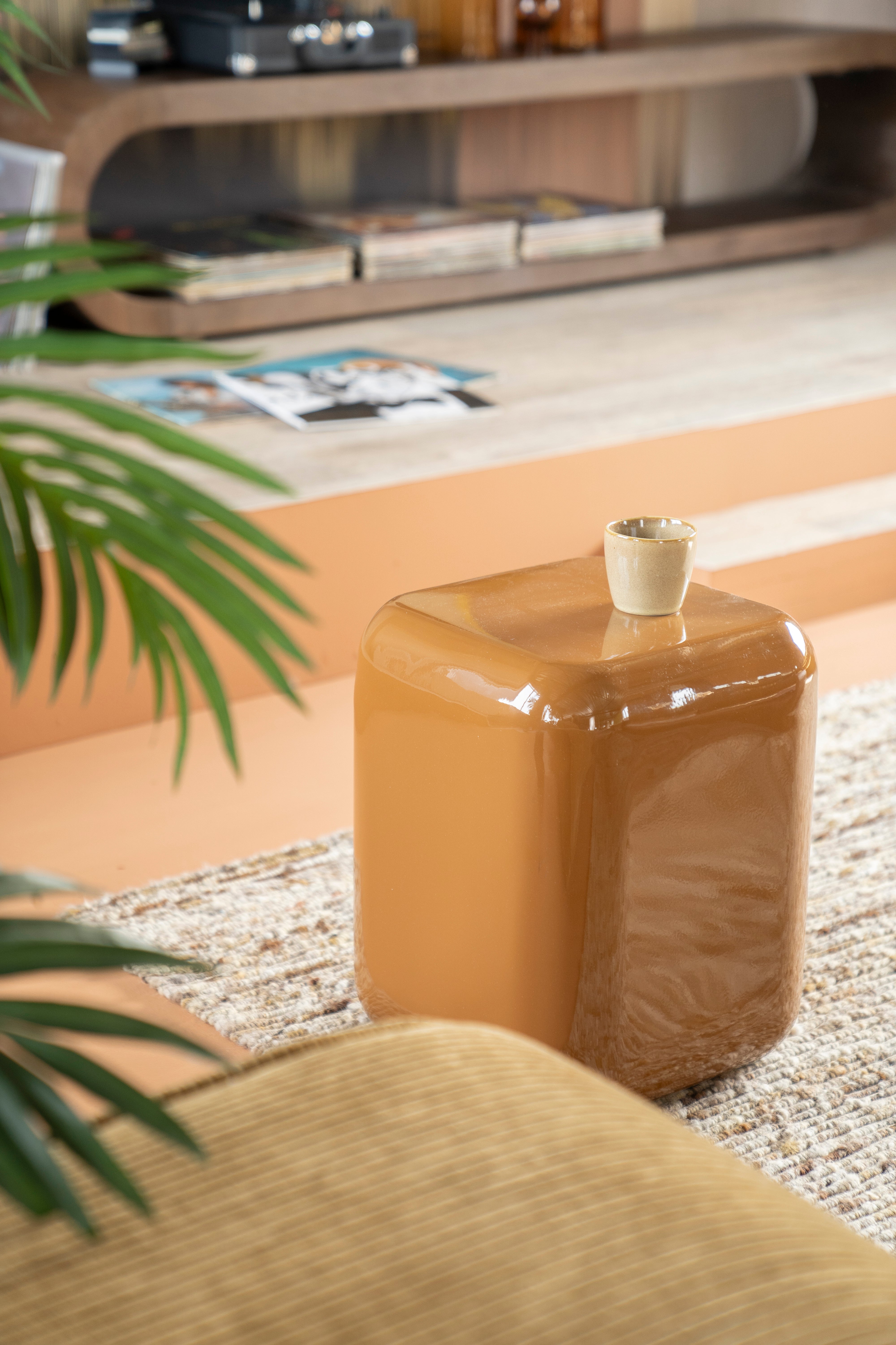 DIXON mustard stool