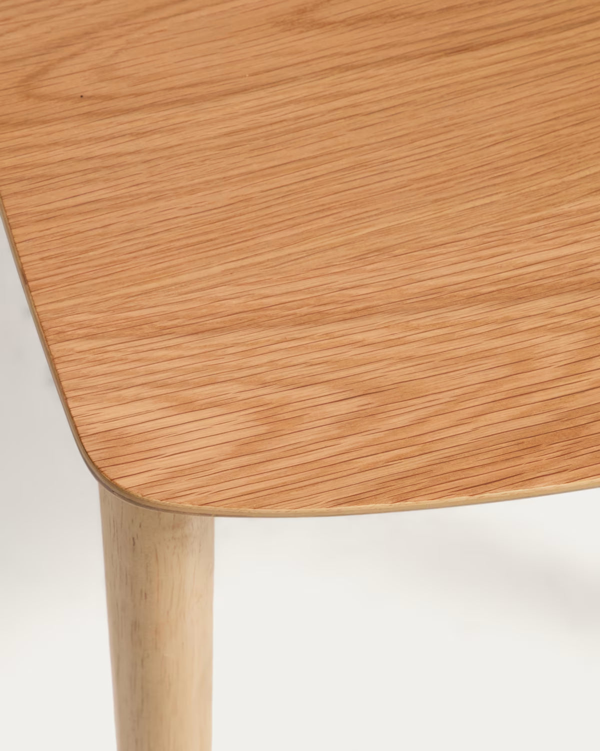 EVERA chair with oak veneer